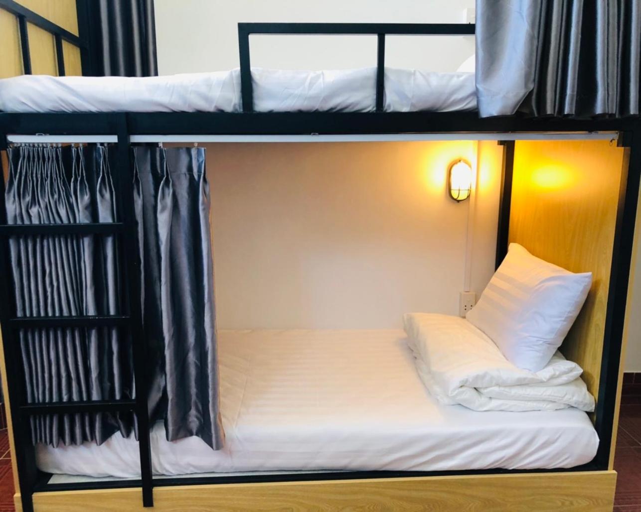 Male Dormitory Room