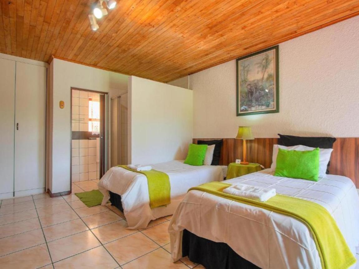Superior Twin Room - Photo 1
