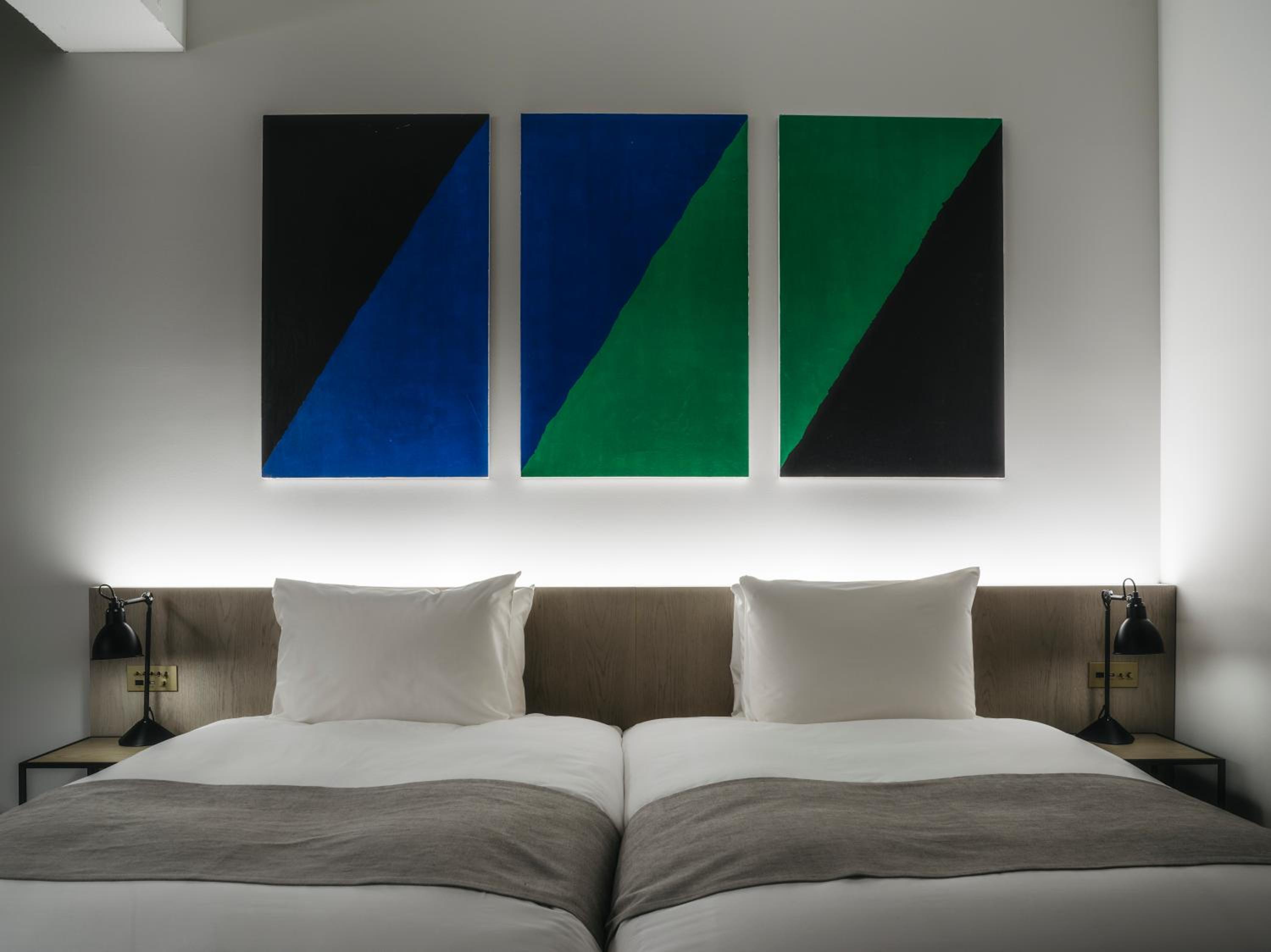 Deluxe Twin Room - Photo 2