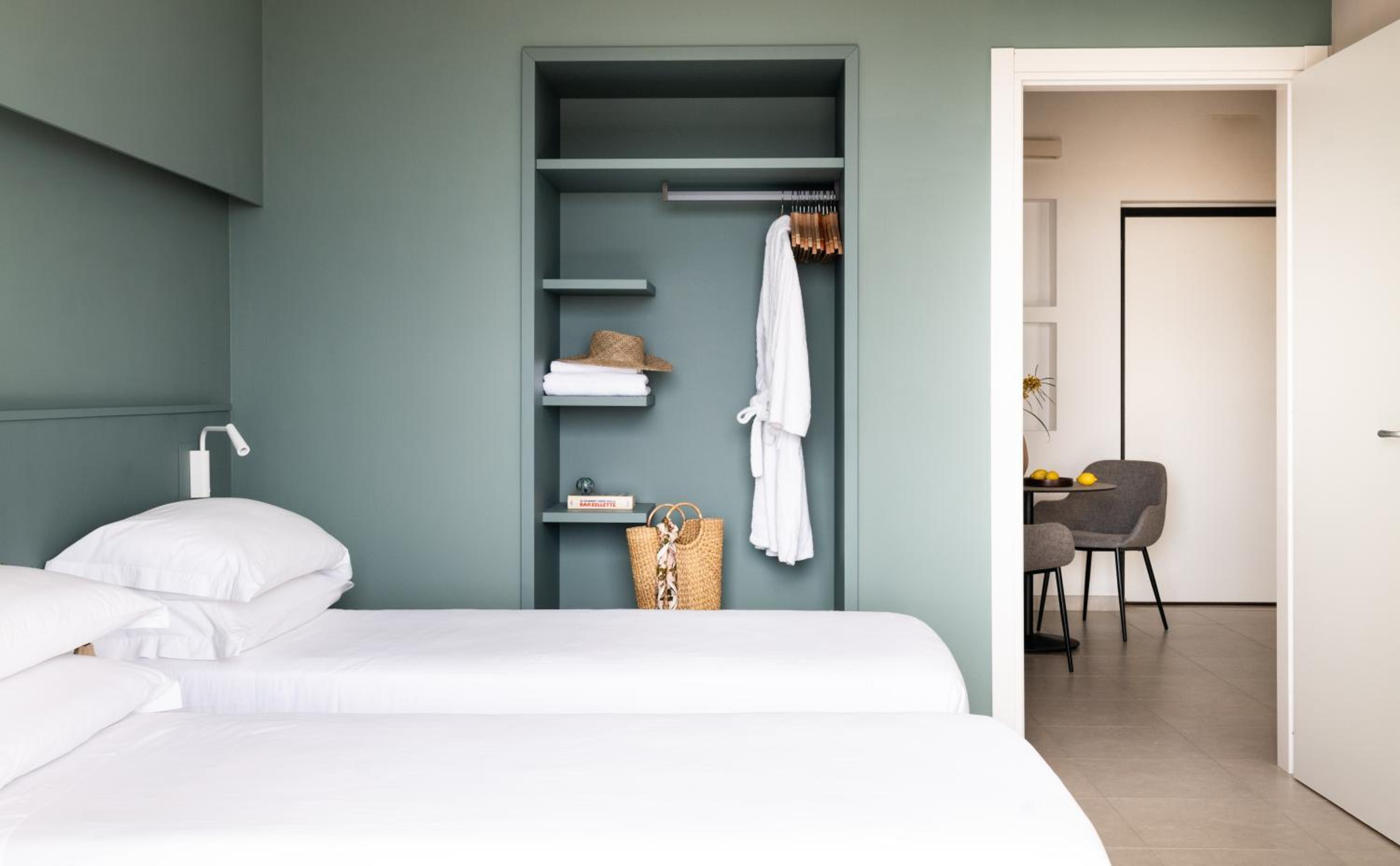 Quadruple Room with Sea View photo 3