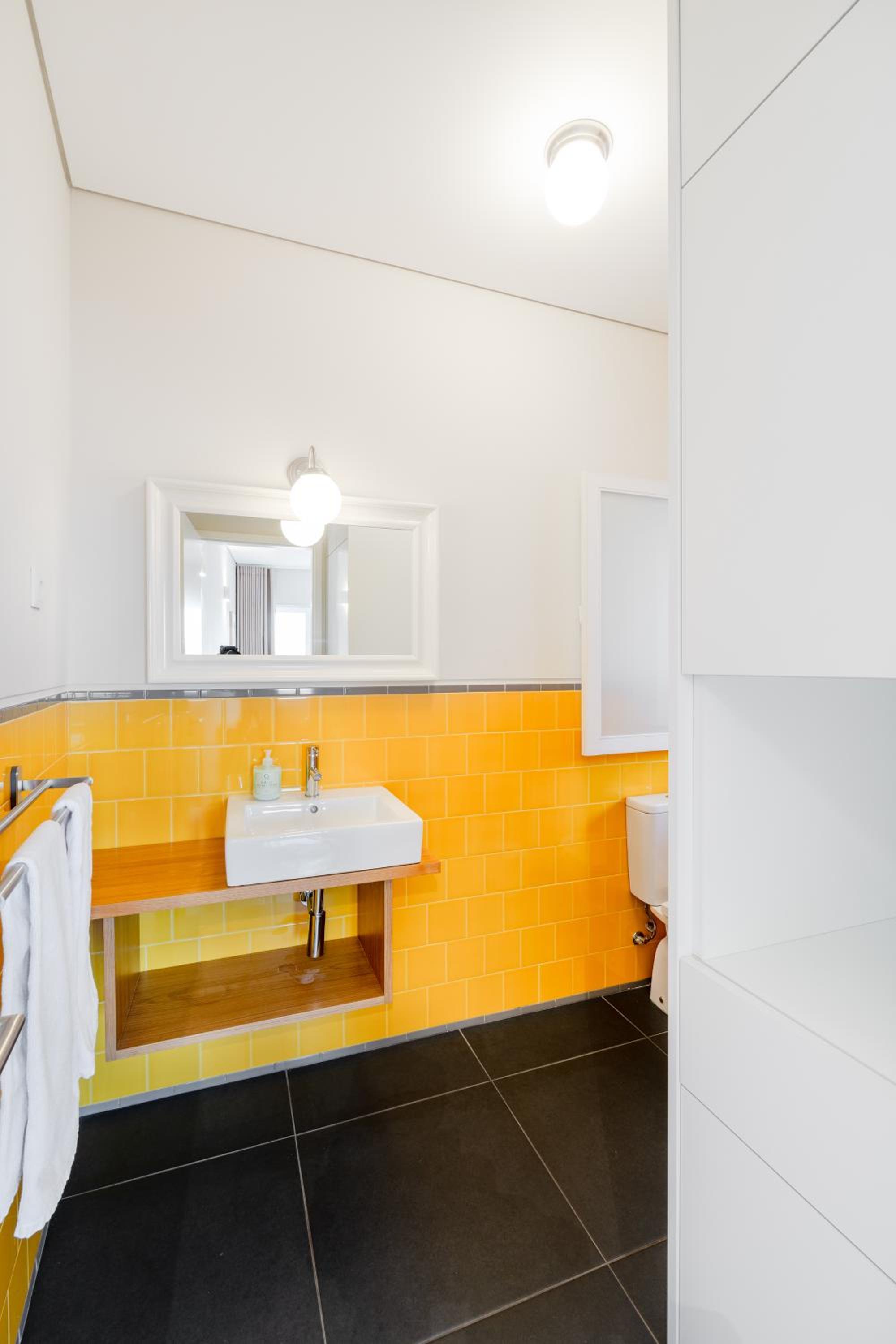 Penthouse Apartment - Photo 3