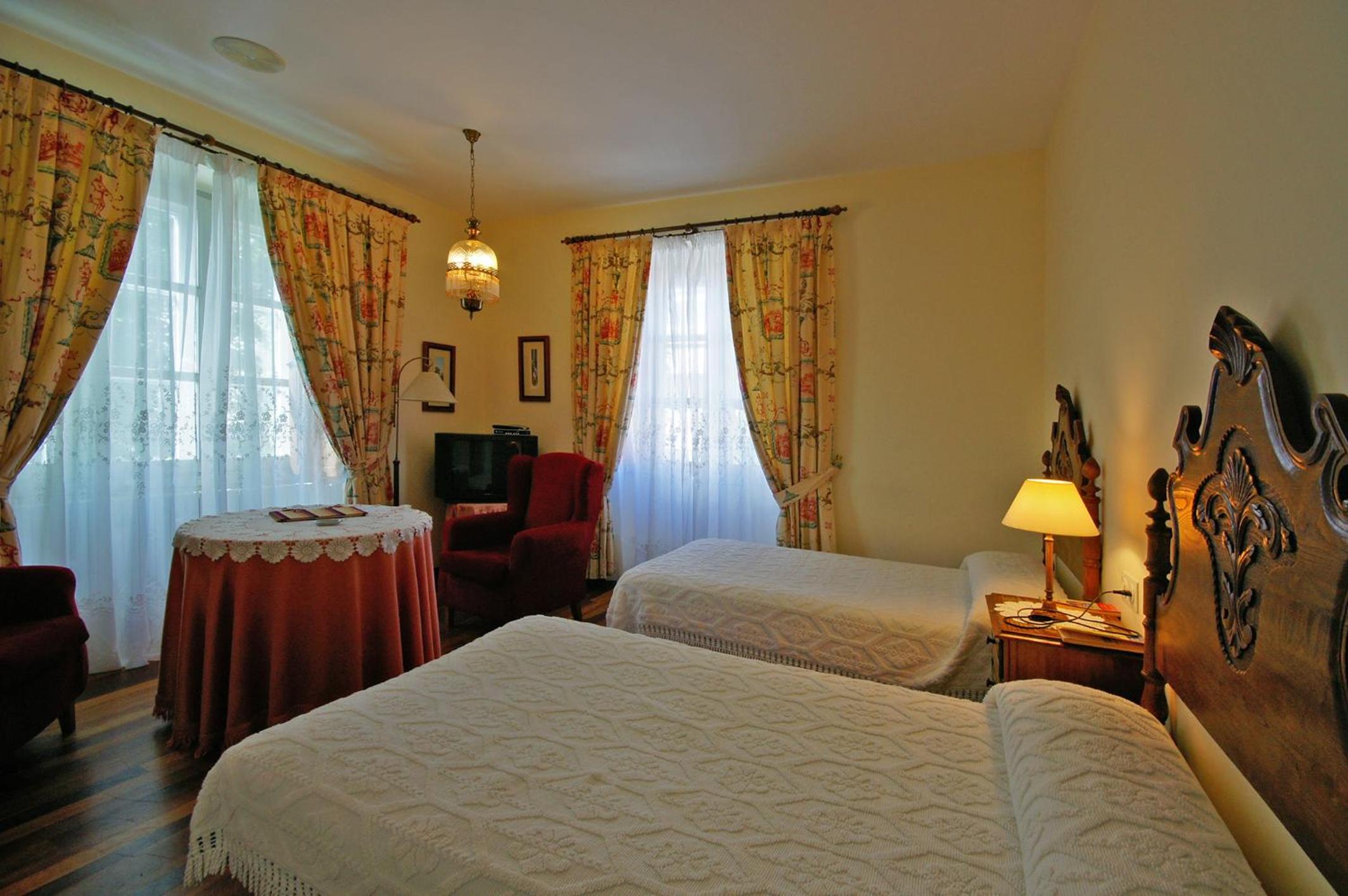 Habitación Doble Estándar o con Dos Camas Individuales.