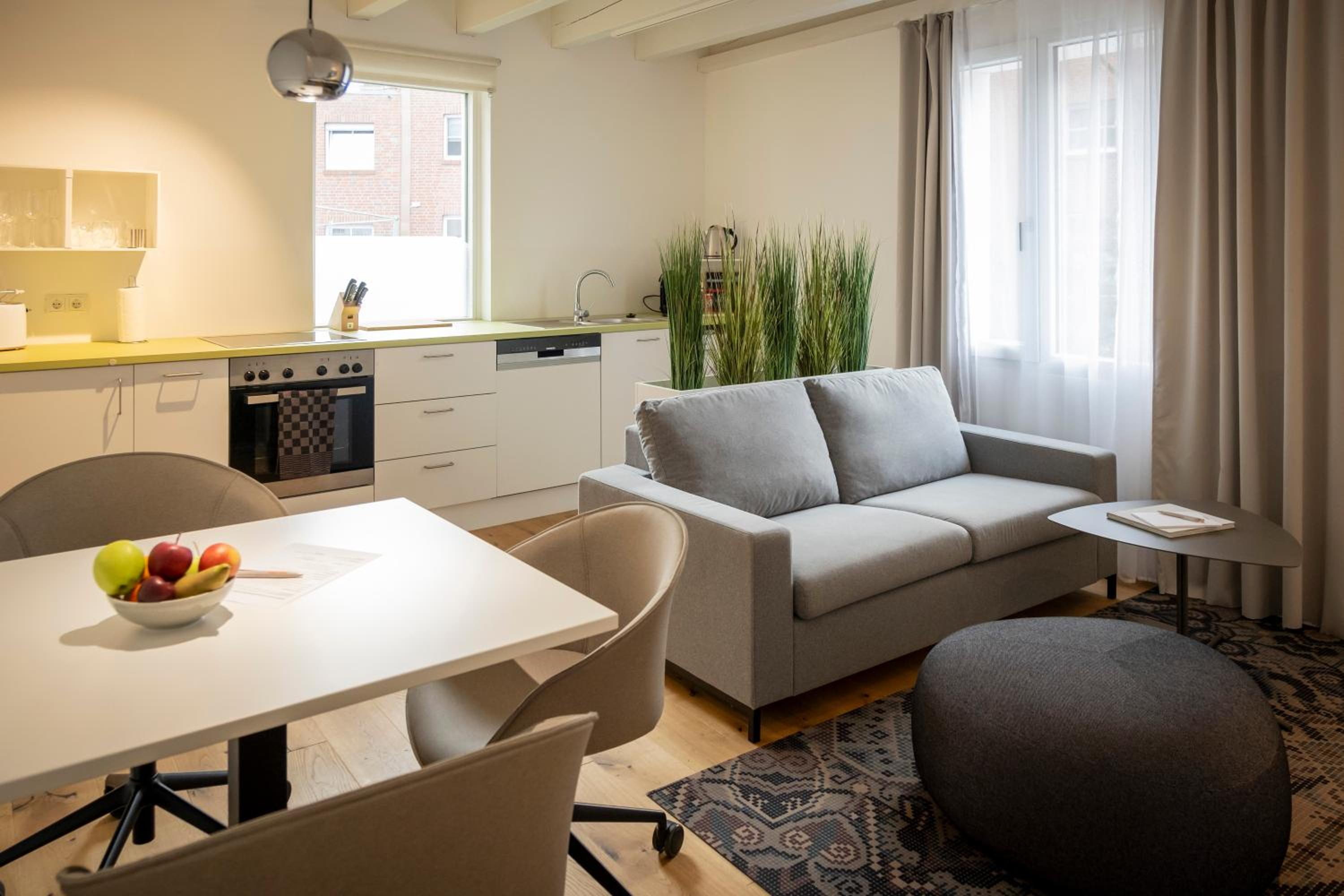 Apartment - Split Level photo 2