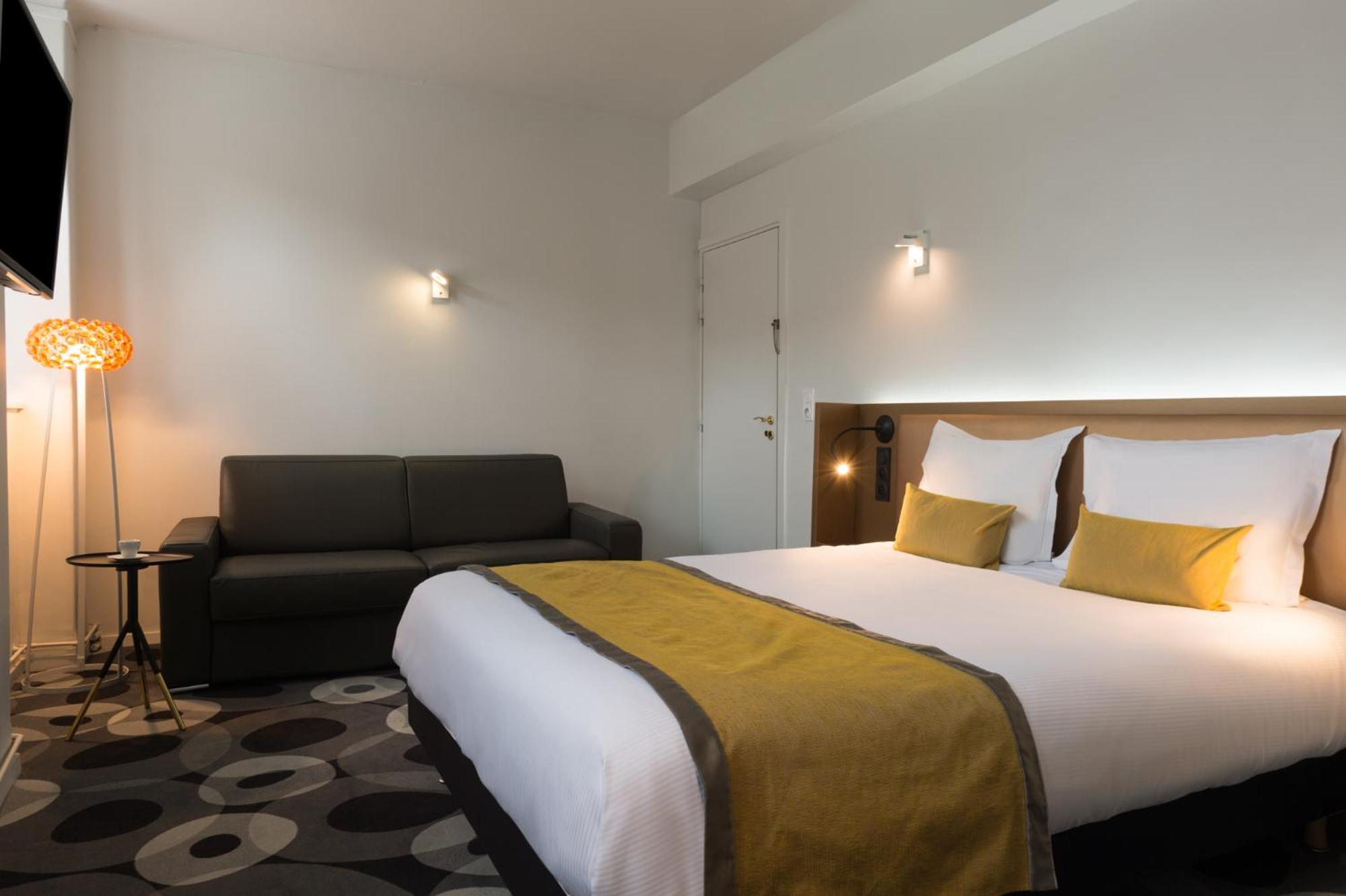 Double Room with Spa Bath photo 1