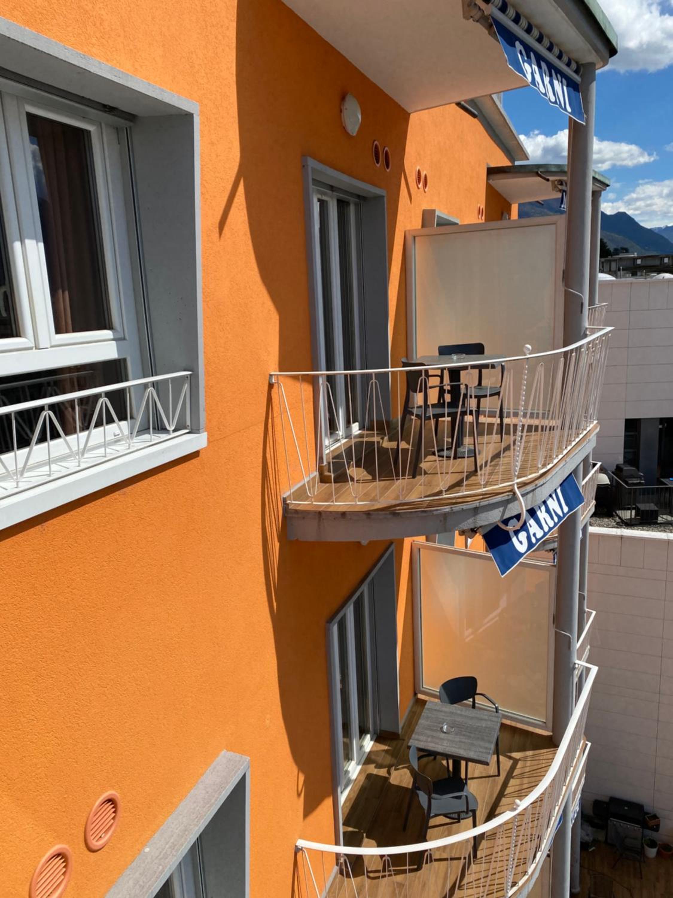 Double Room with Balcony - Photo 4