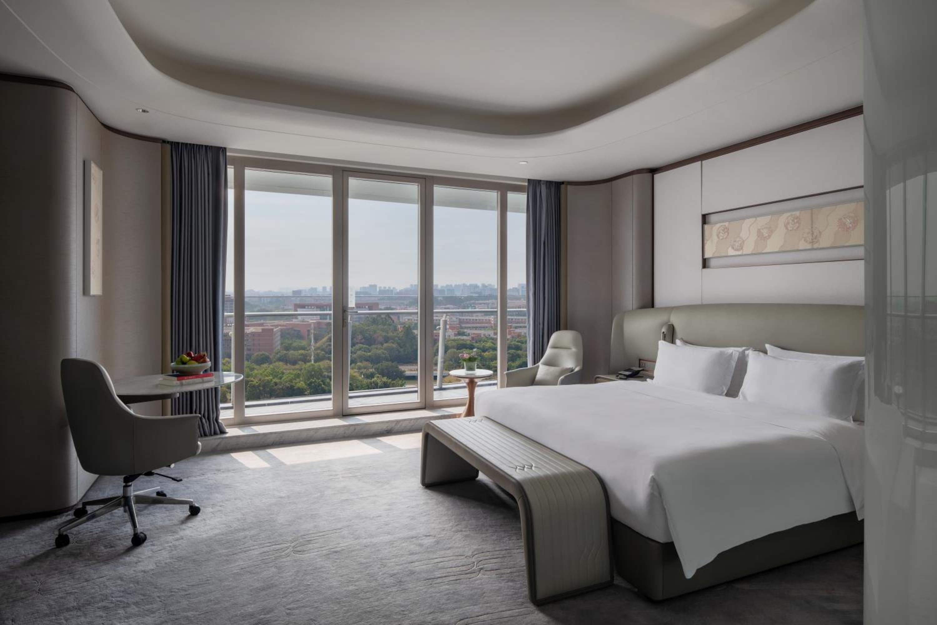 Premium King Room with River View
