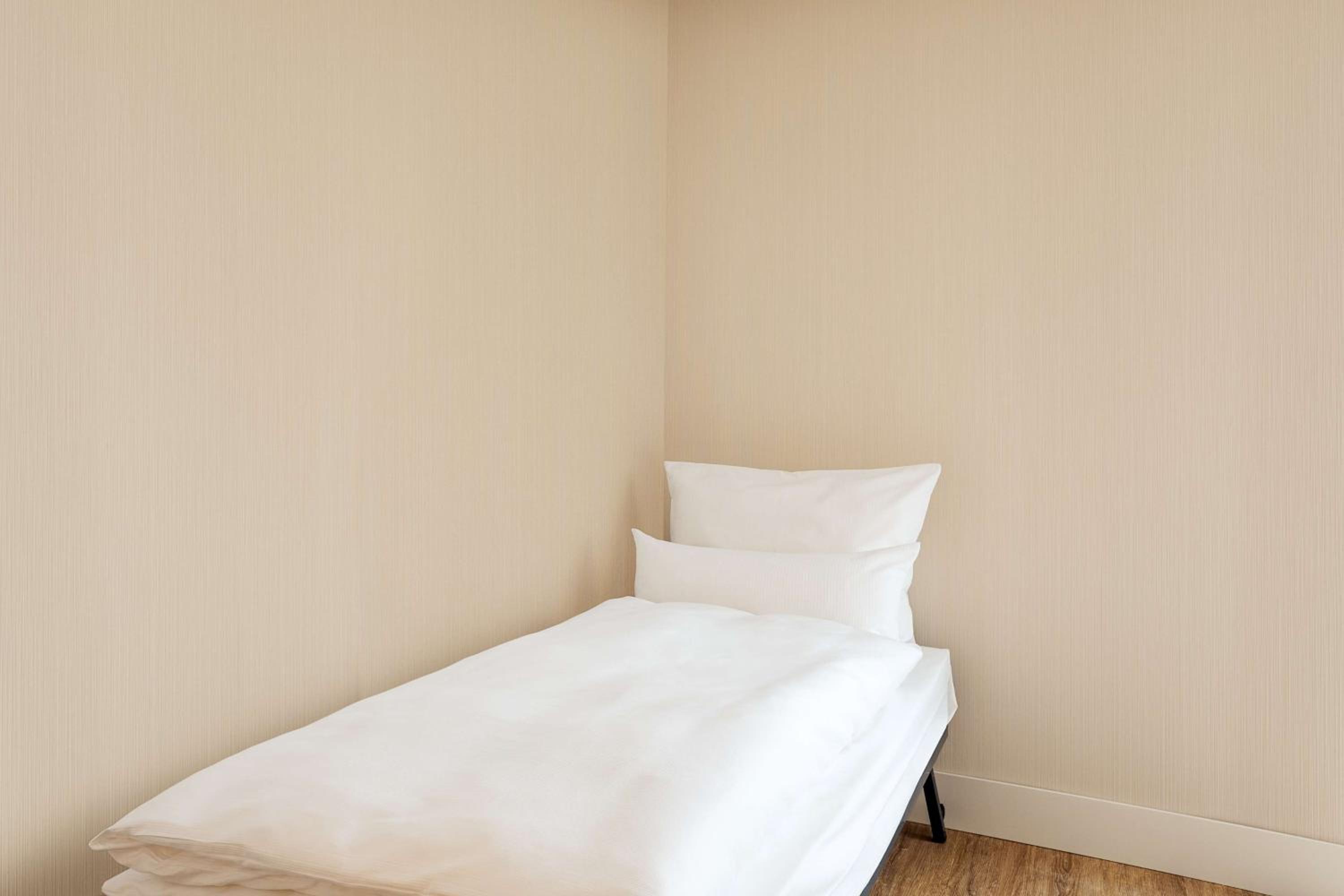 Standard Double or Twin Room with Extra bed (2 Adults + 1 Child) - Photo 4