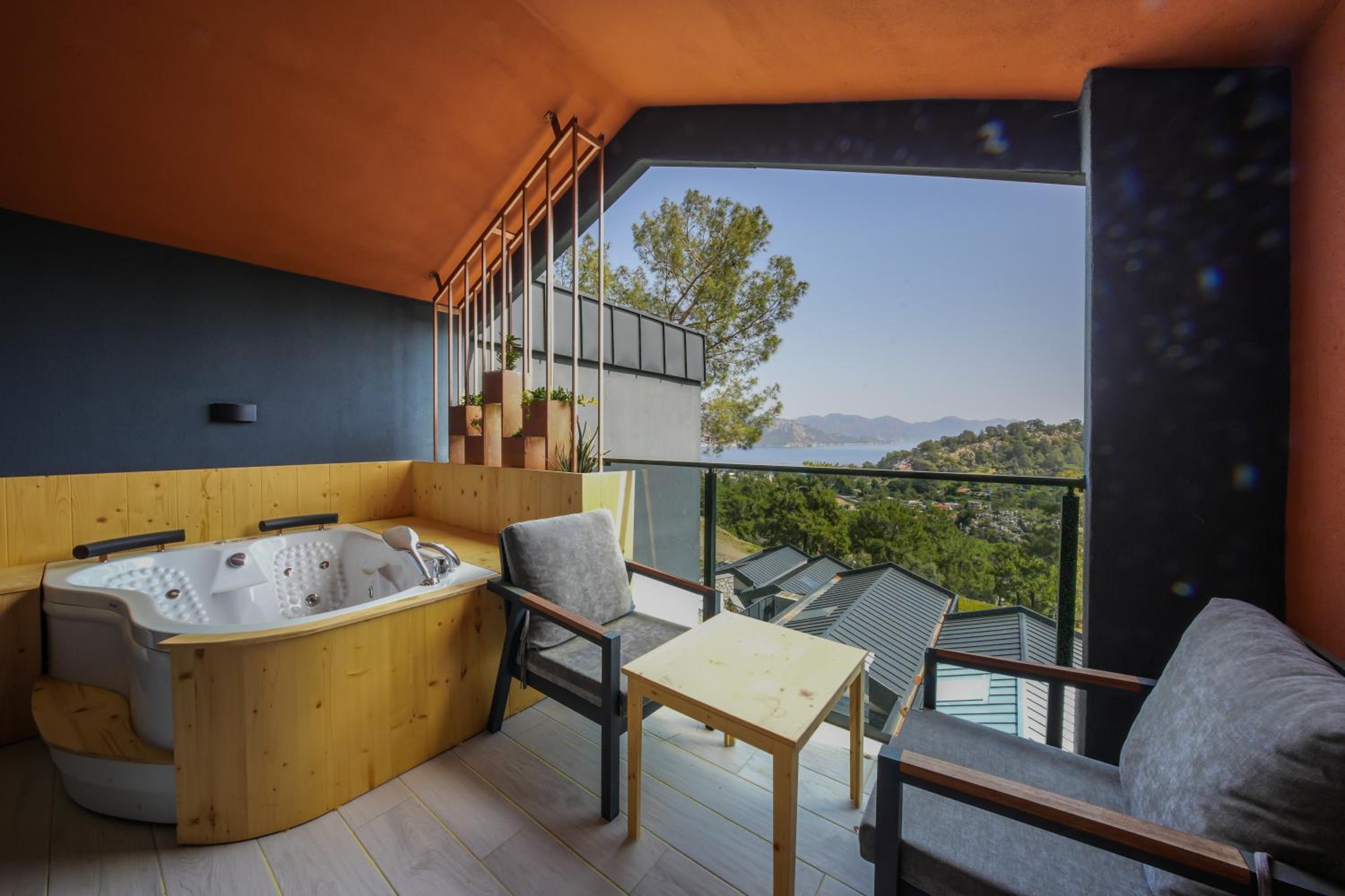 Deluxe Zimmer mit Meerblick Jacuzzi