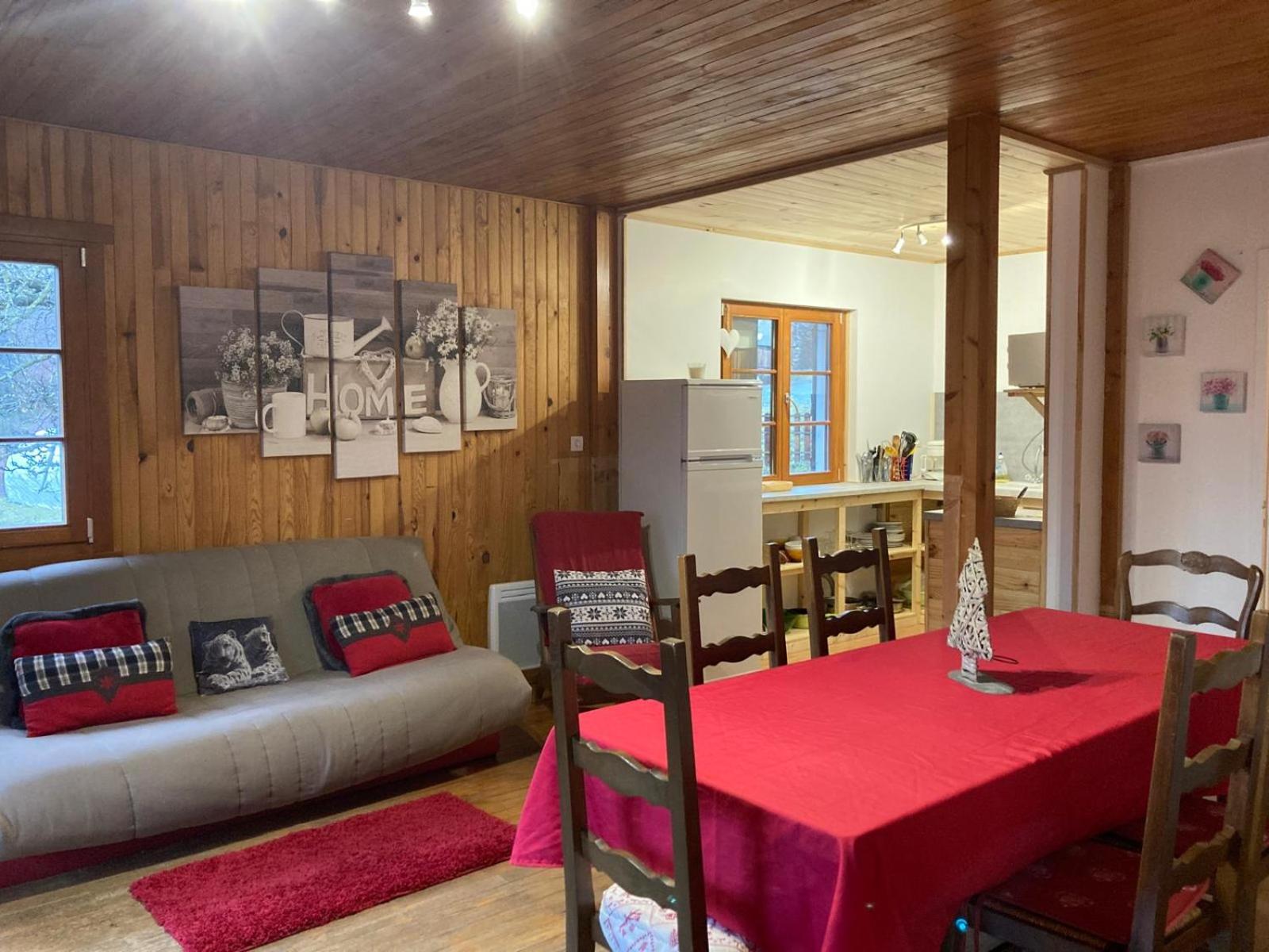 Three-Bedroom Chalet - Photo 15