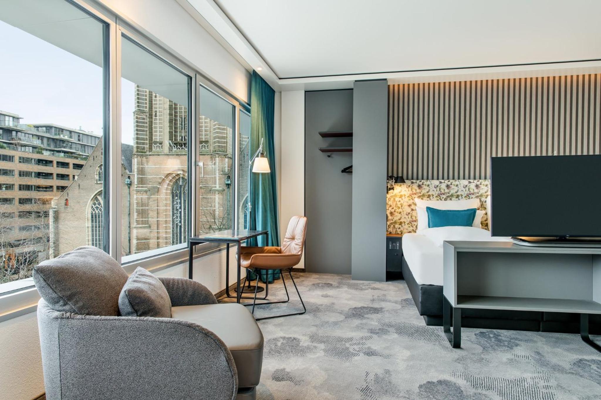 Superior King Room