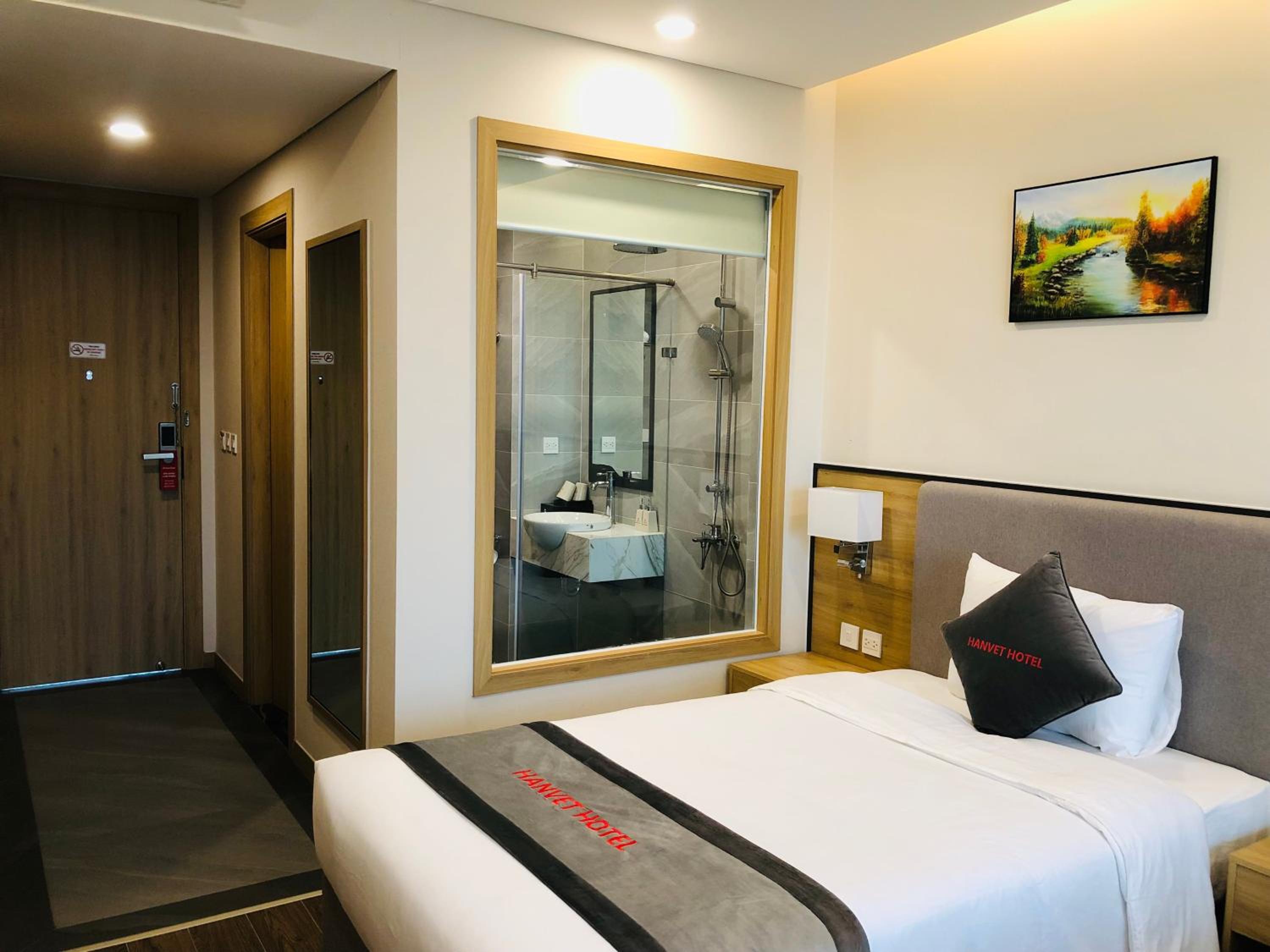 Deluxe Twin Room with Sea View photo 3