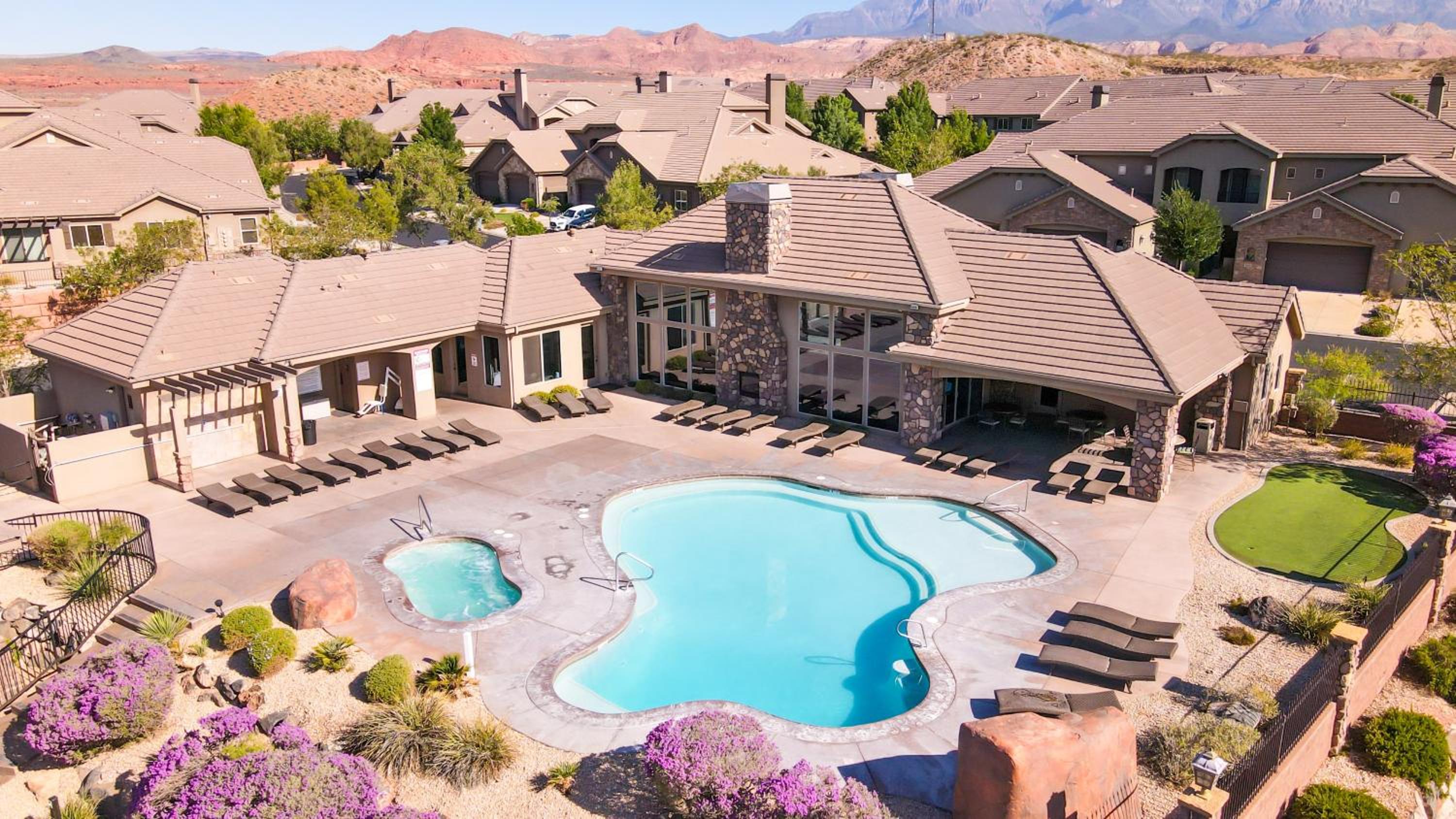 Four-Bedroom Vacation Home photo 3