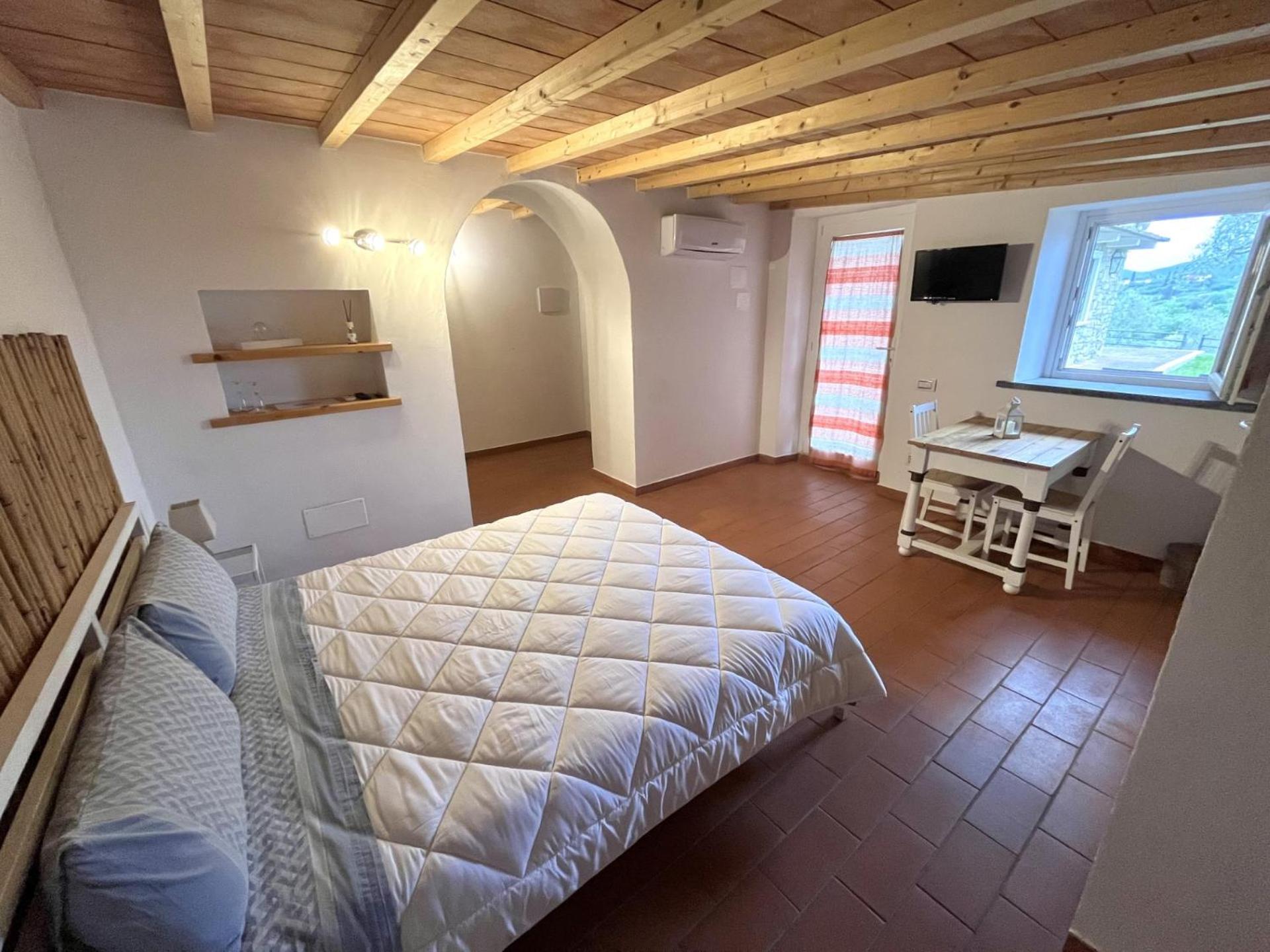 Deluxe Double Room With Castle View photo 3