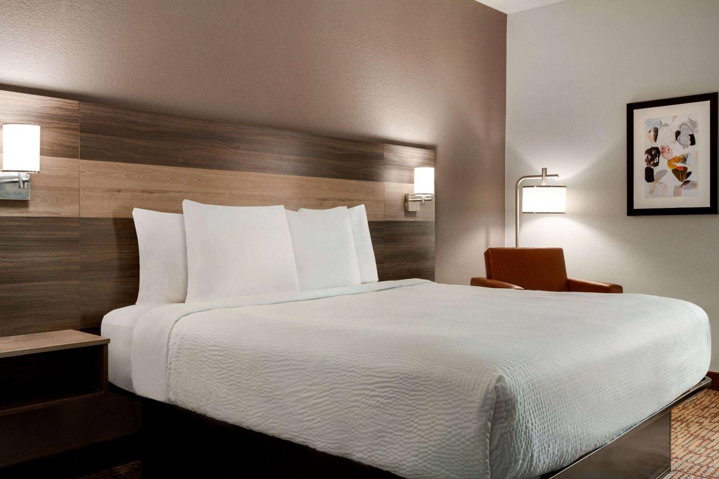King Room - Mobility Access/Non-Smoking - Photo 1