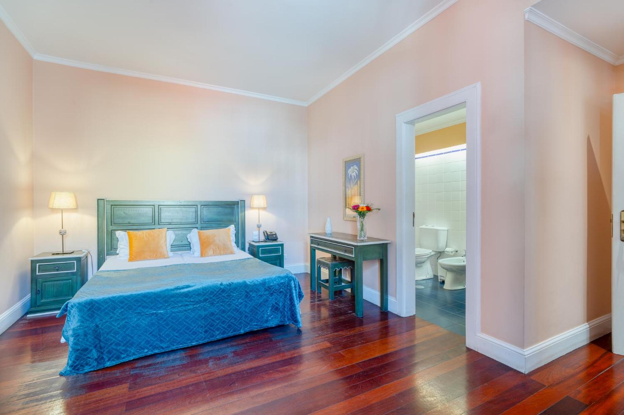 Double Room with Private Bathroom photo 1