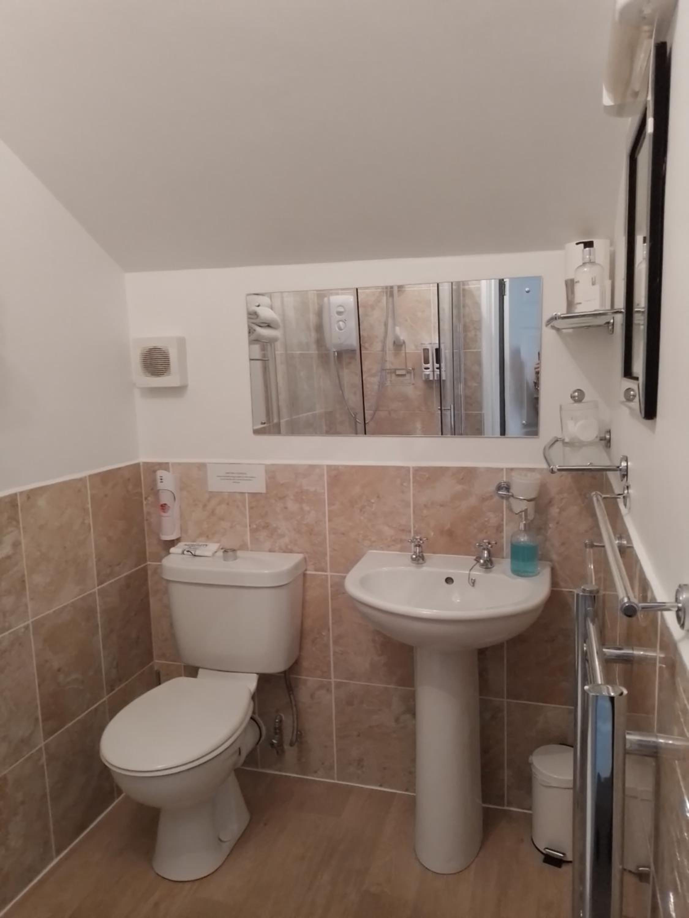 Double Room - Third Floor photo 3