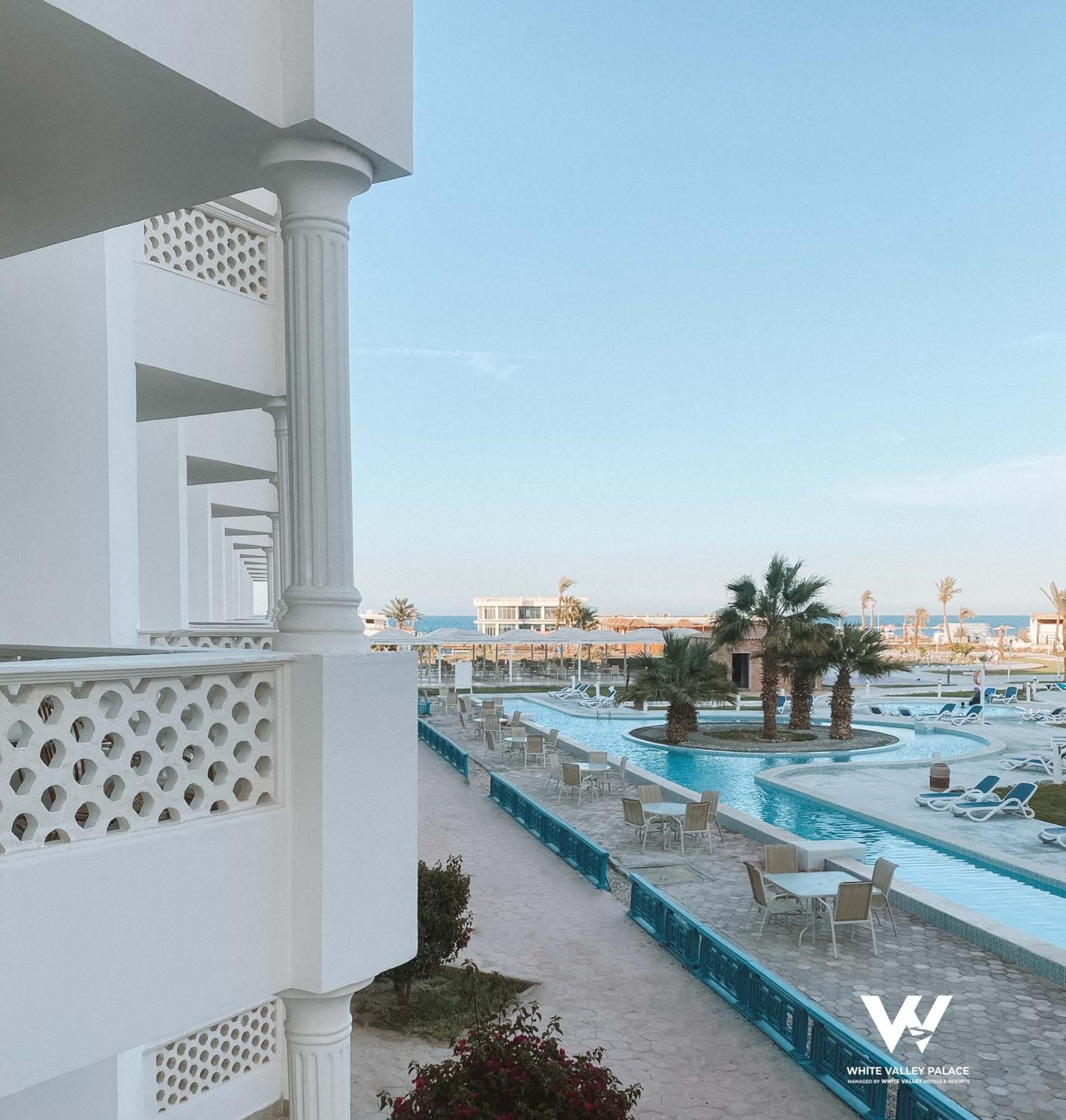 Single Room With Pool View