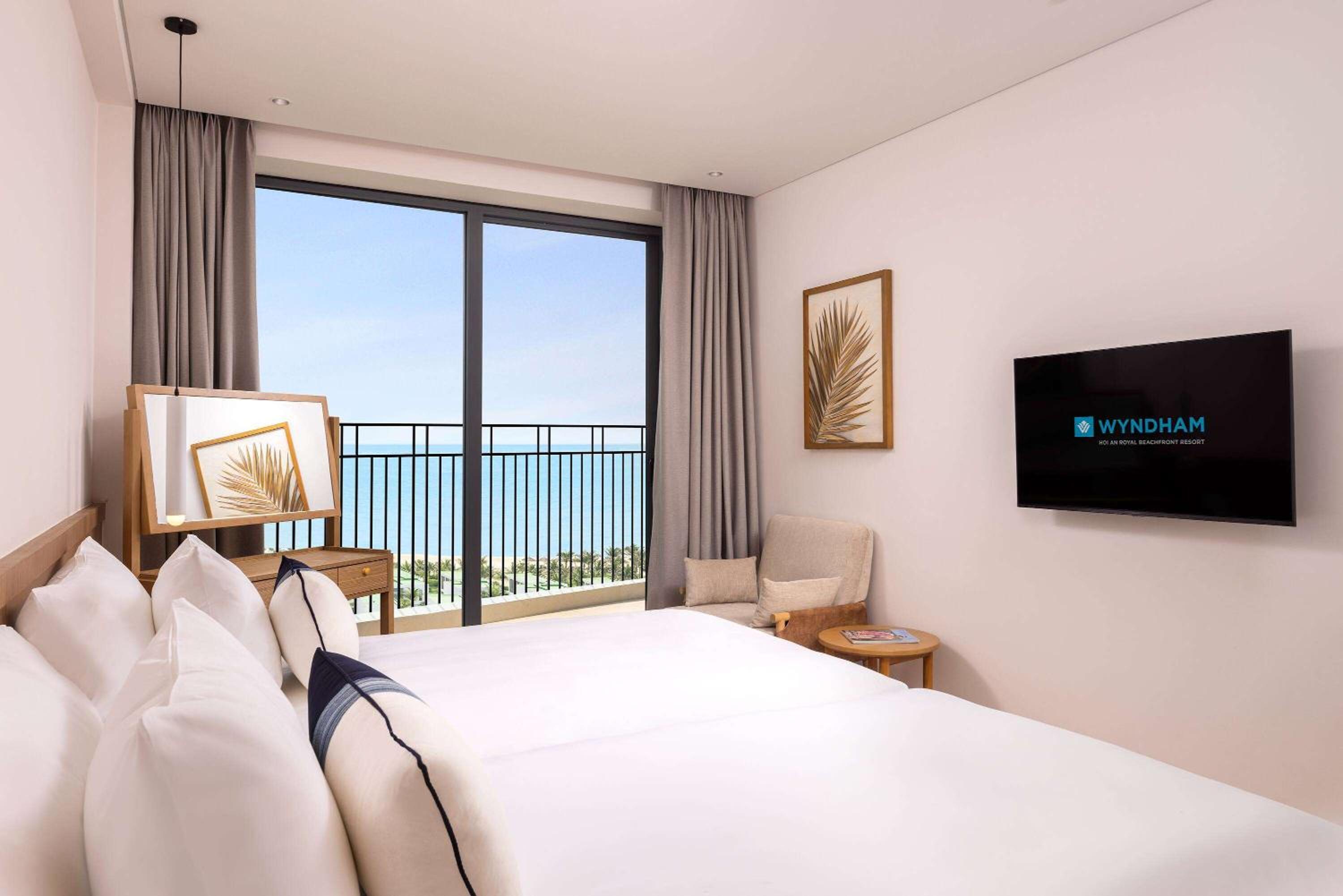 Superior Twin Room with Ocean View - Photo 5