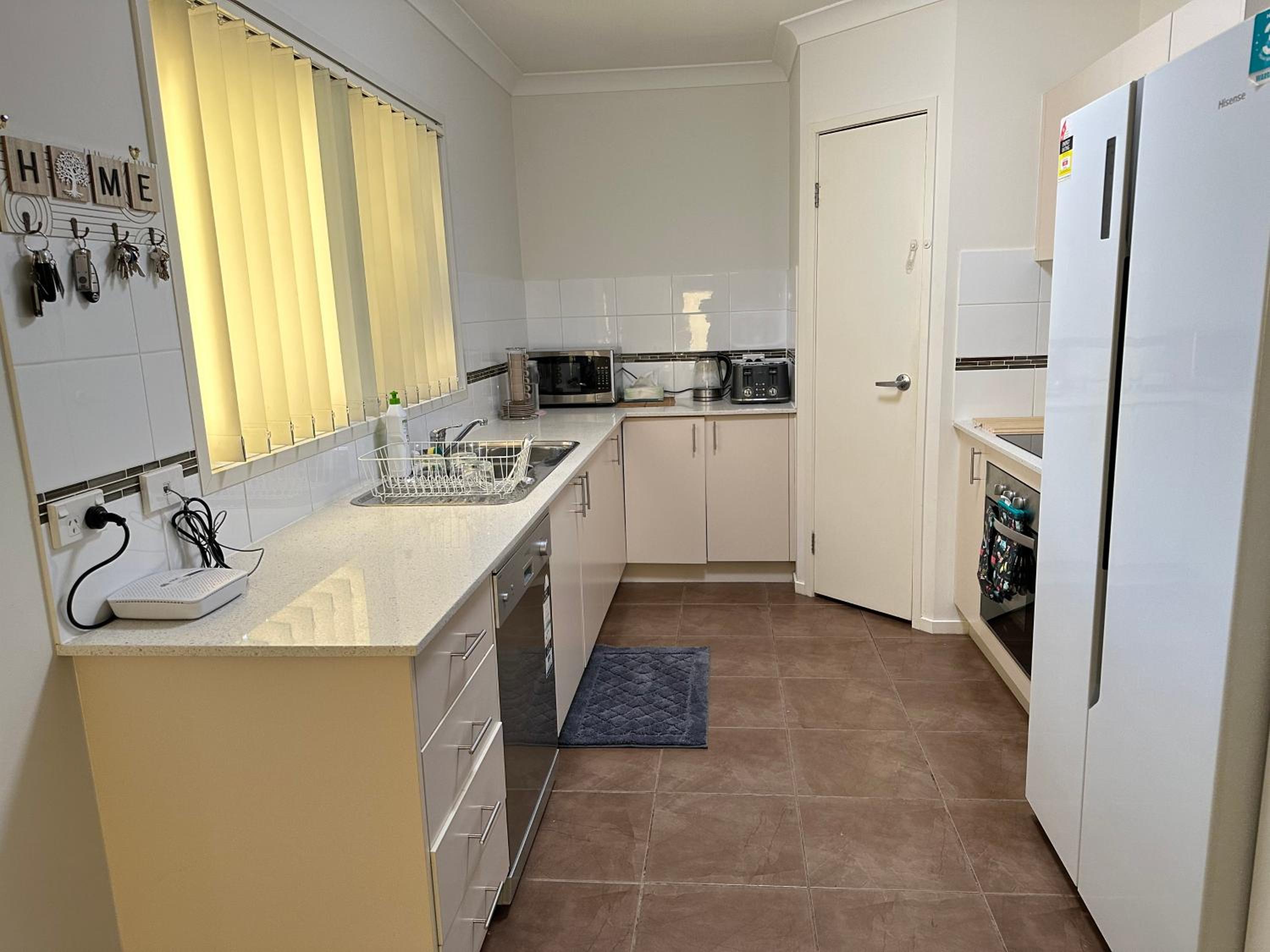 Four-Bedroom House photo 3