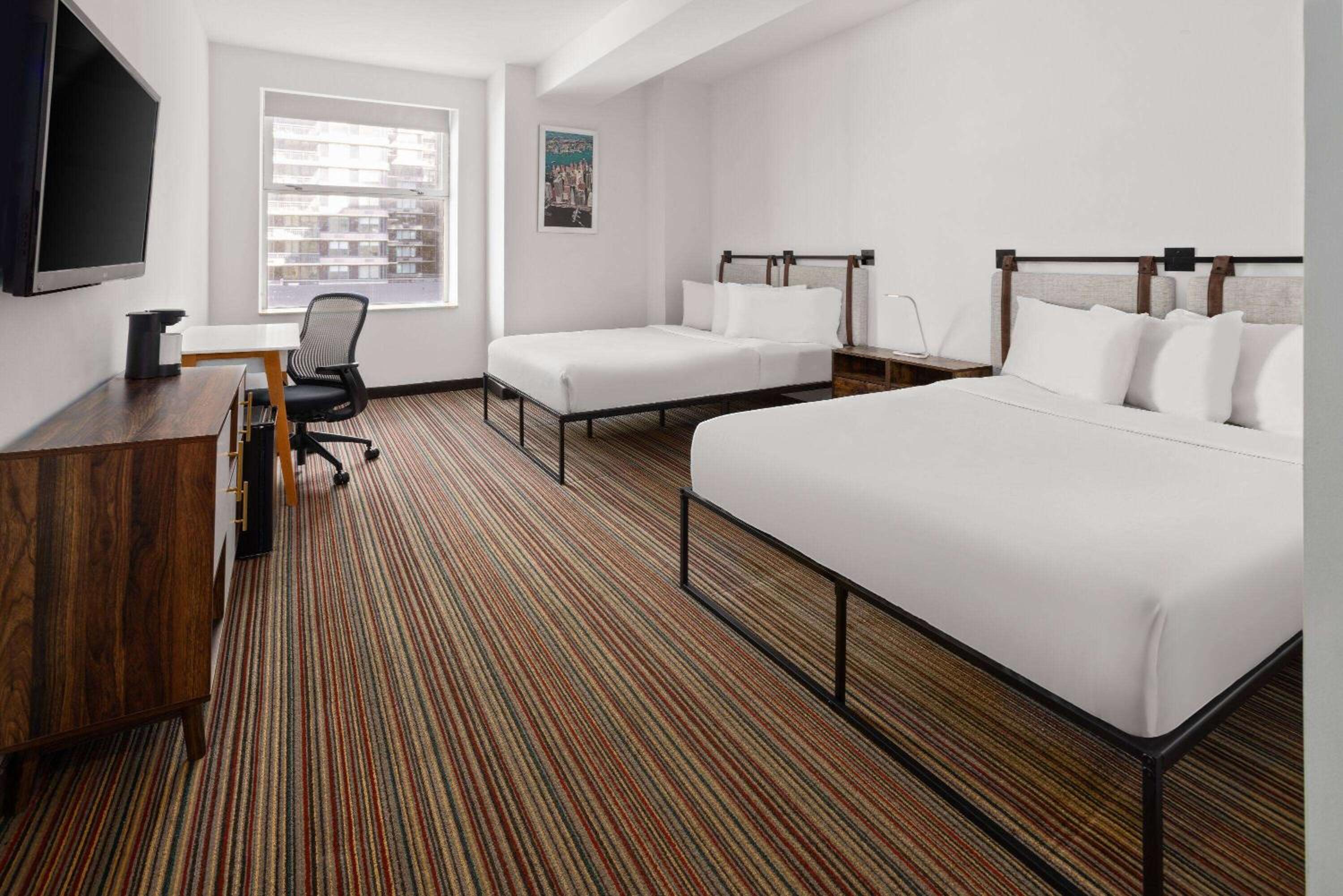 Double Room With Parade View - Non-Smoking photo 1