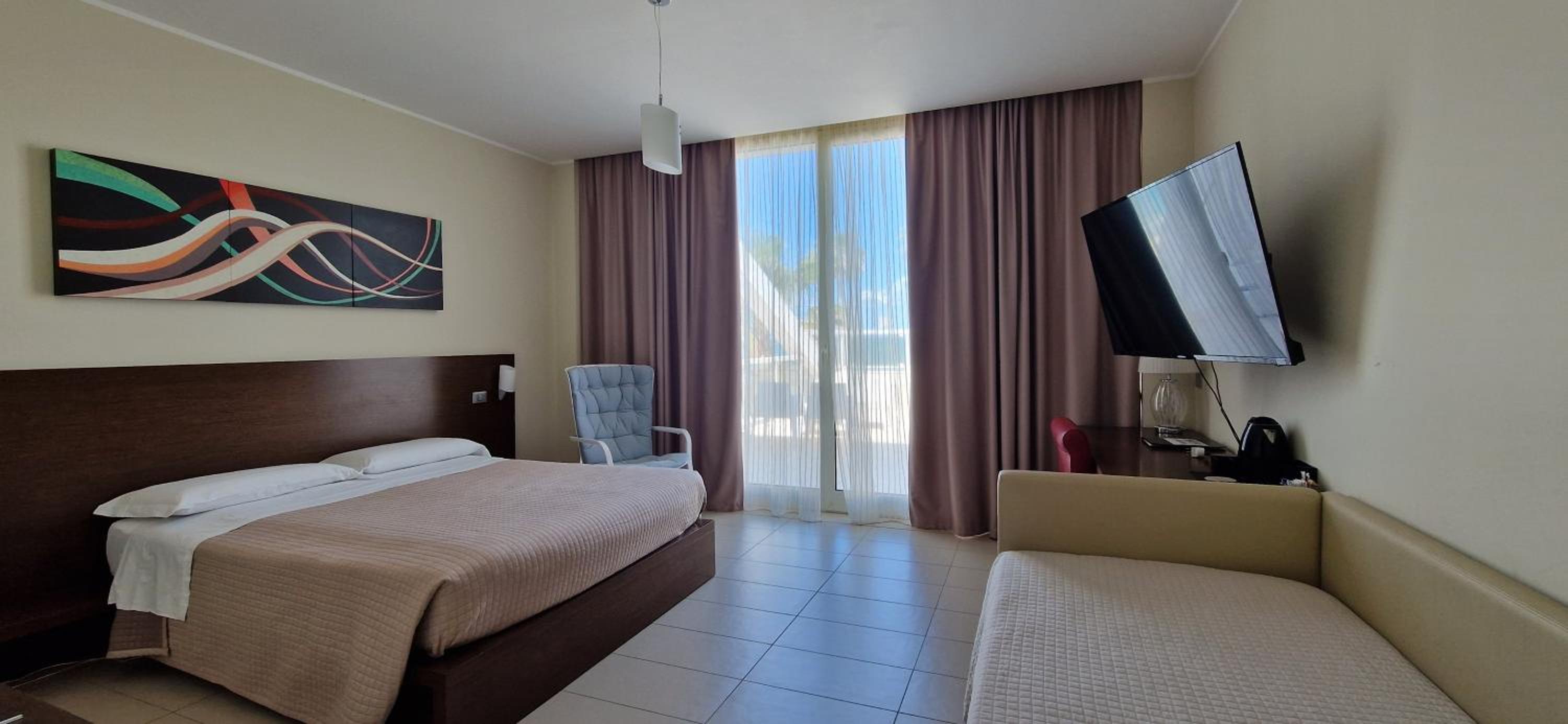 Junior Suite with Terrace and Sea View - Photo 3