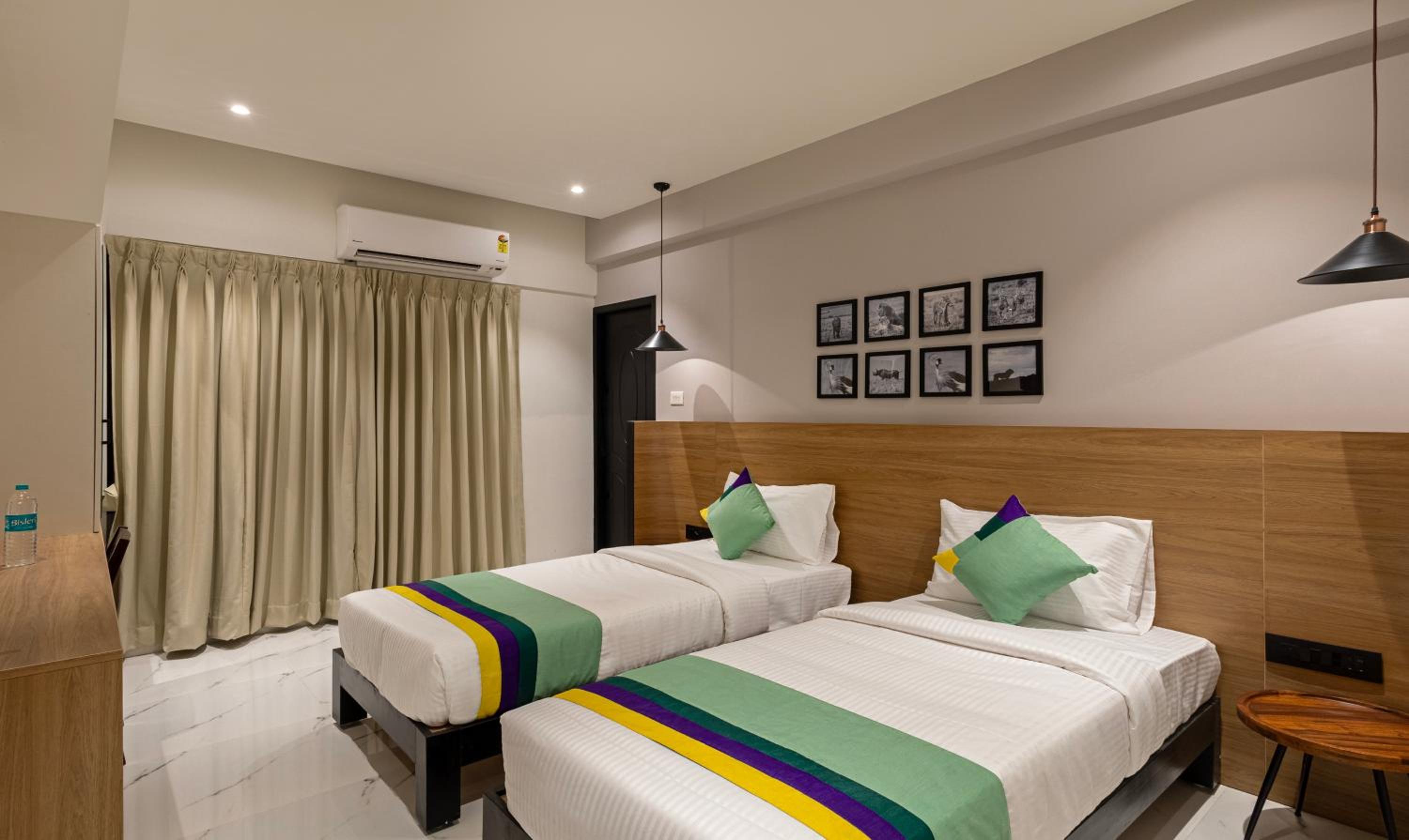 Deluxe Double Room photo 2