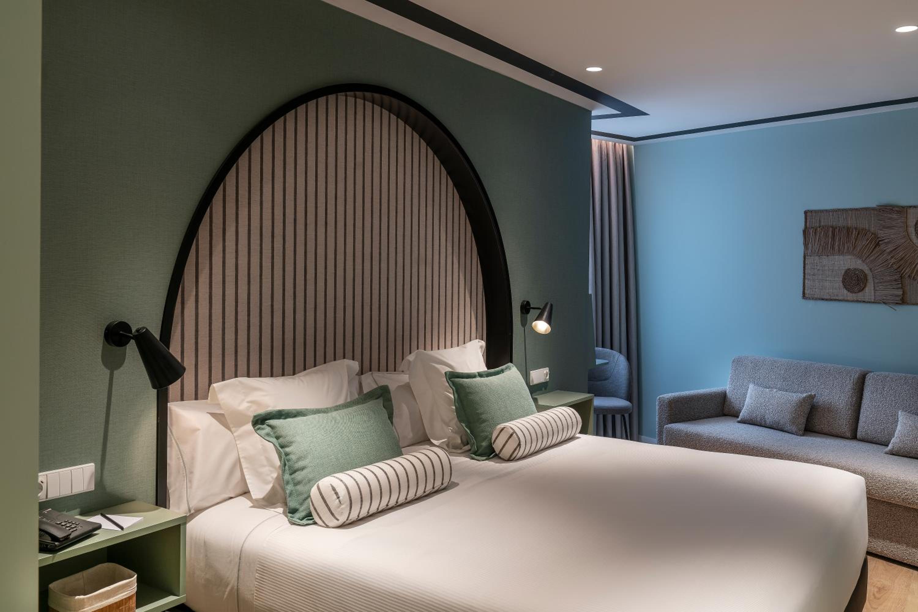 Vincci Room with Sofa Bed - Photo 5