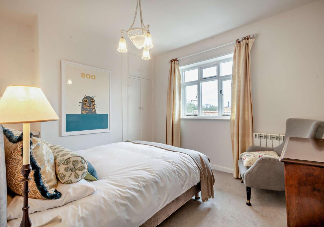 One-Bedroom House photo 1
