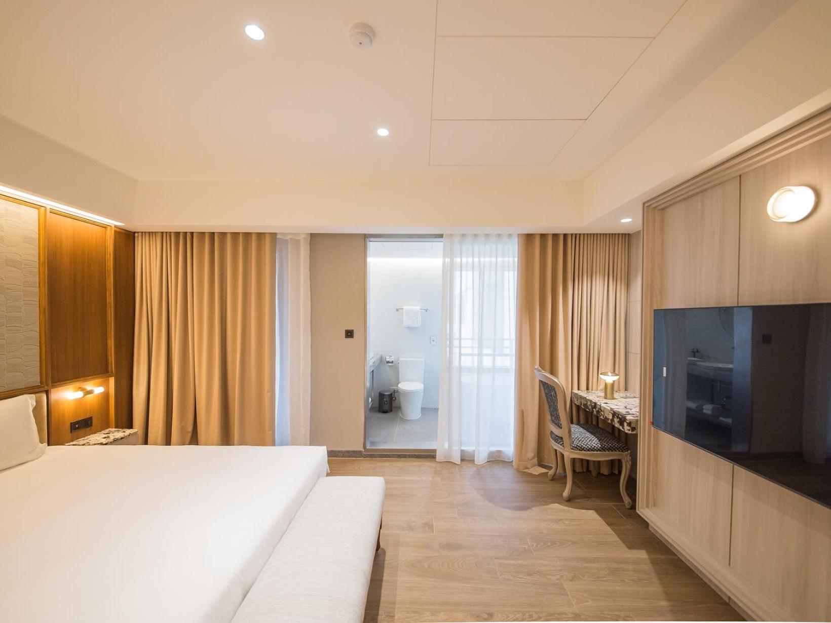 Superior Queen Room