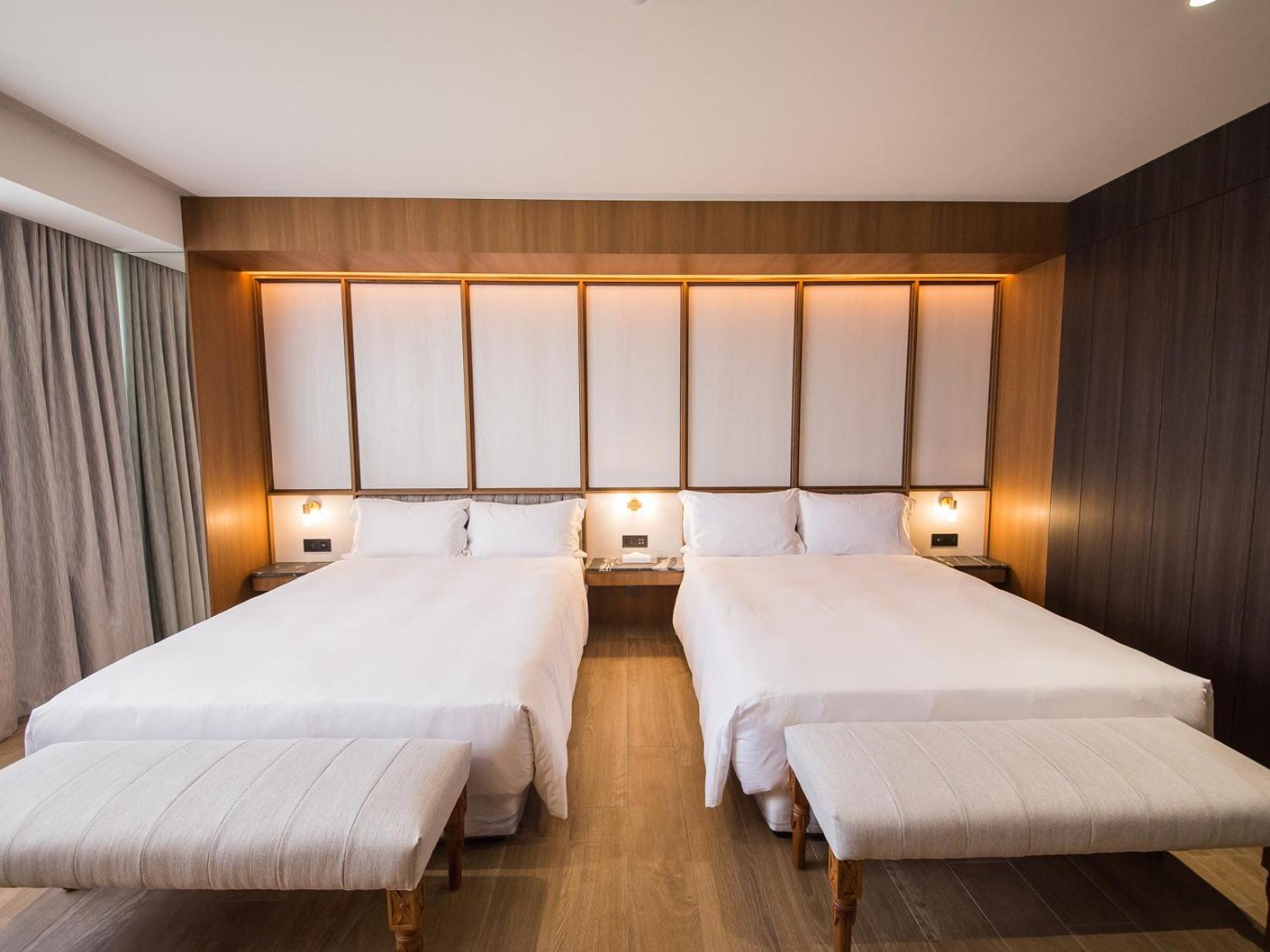 Quadruple Room - Disability Access photo 3