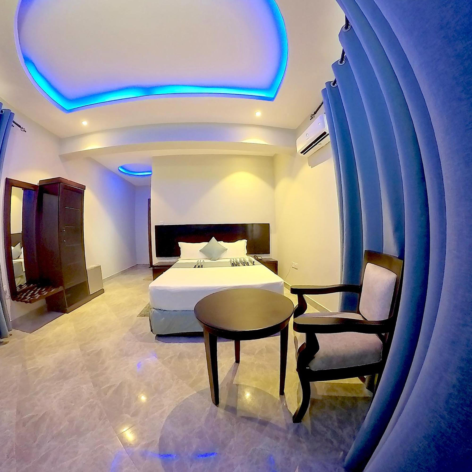 Deluxe Double Room photo 3