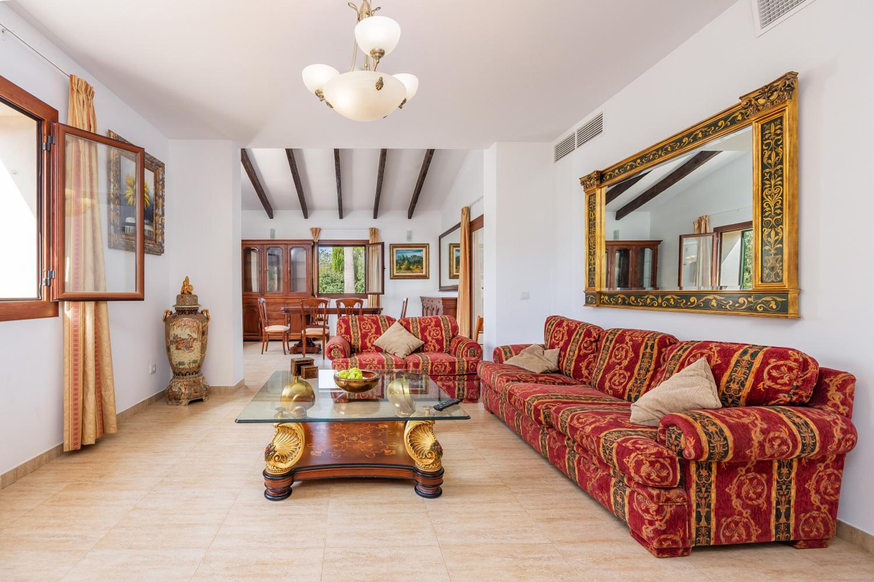 Villa con vistas al jardín