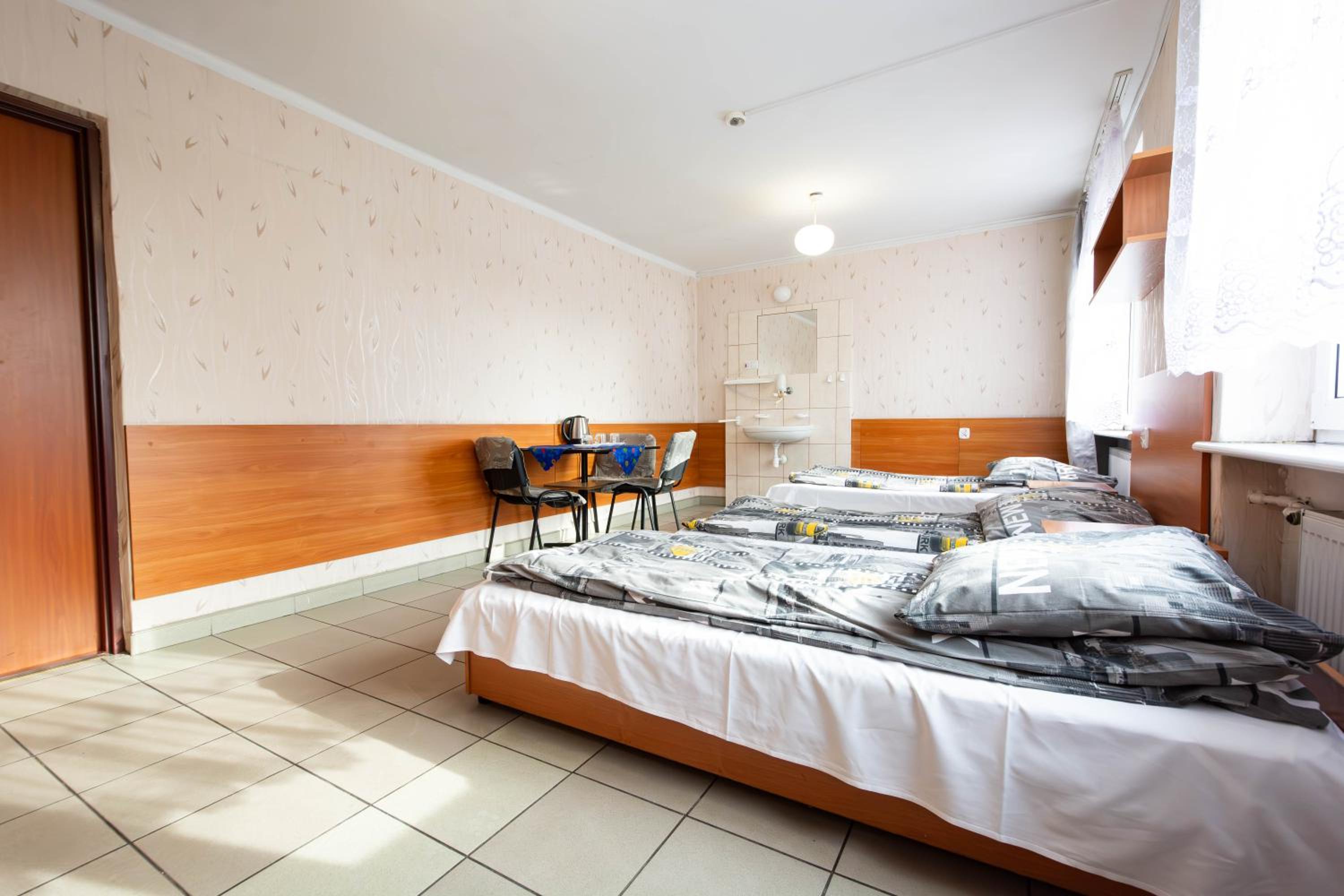 Mixed Dormitory Room photo 2