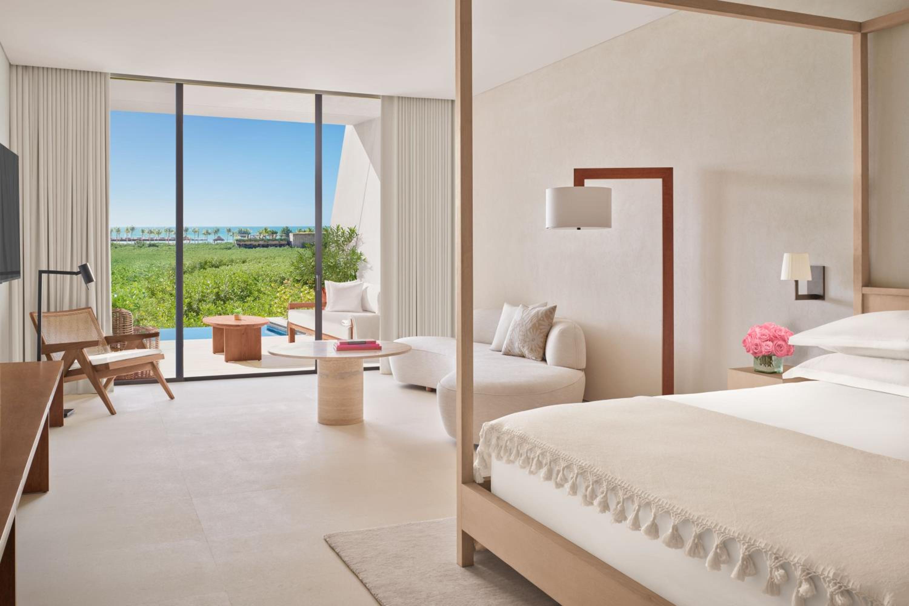 Premier King Room with Terrace and Ocean View - Plunge Pool - Photo 1