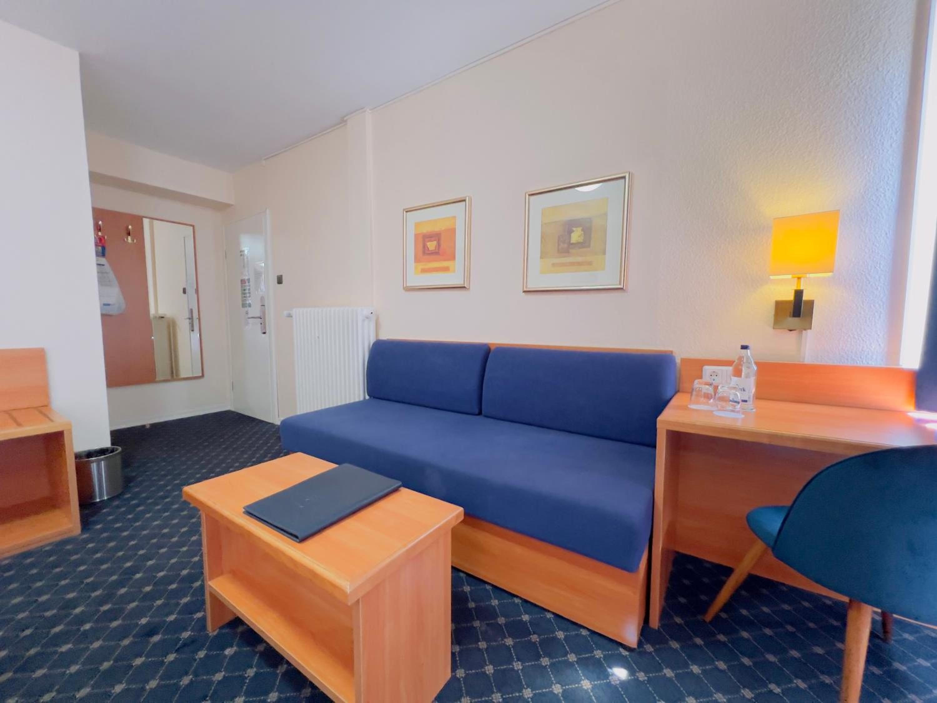 Comfort Family Room - Photo 9