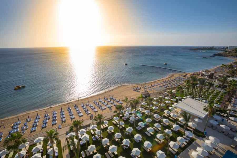 Double or Twin Room with Front Sea View photo 1