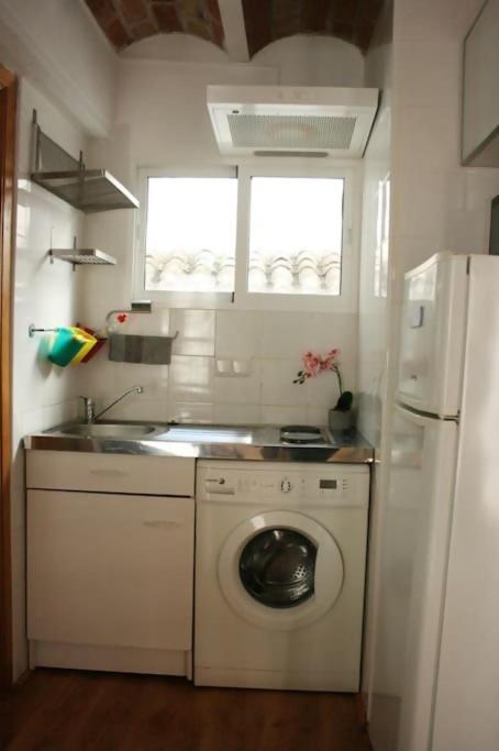 Two-Bedroom Apartment - Photo 16