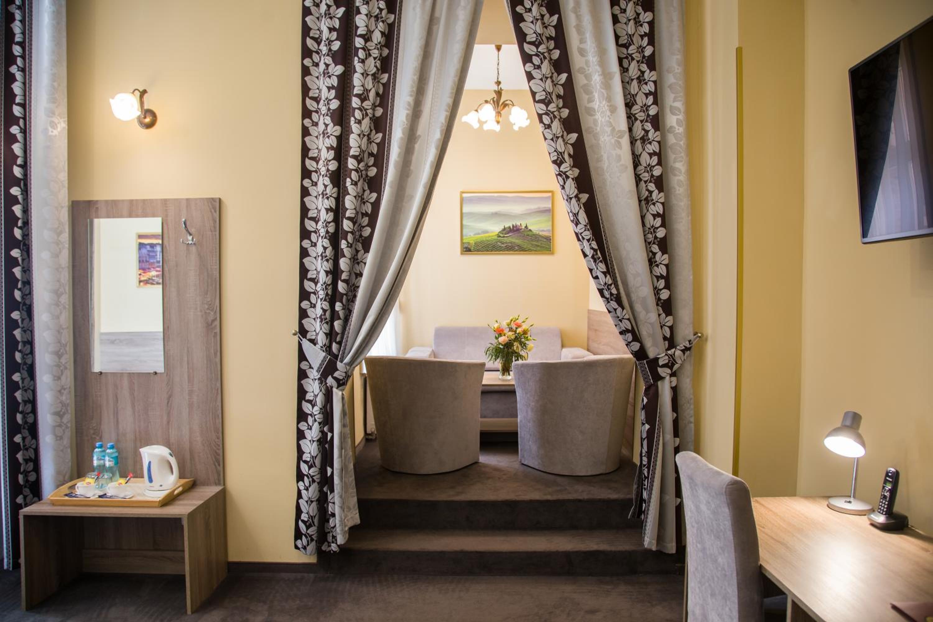 Deluxe Double Room - Photo 4
