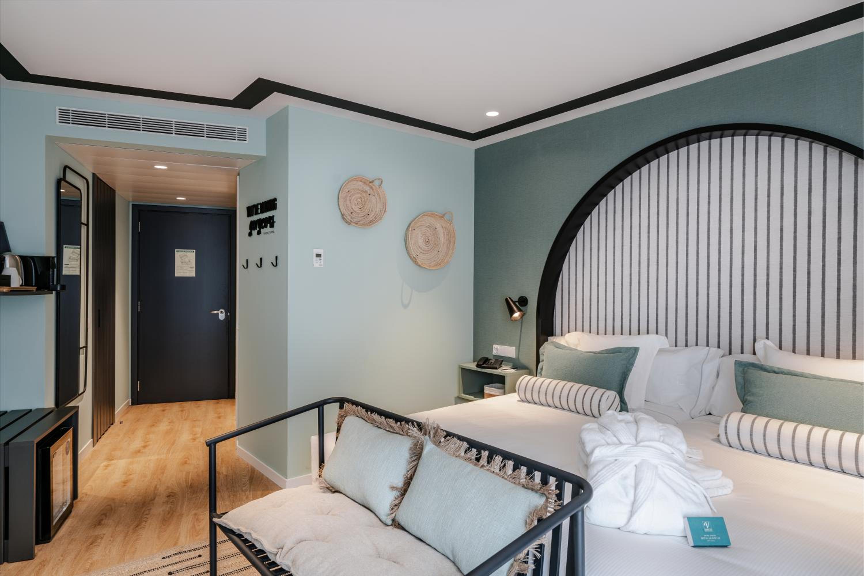 Superior Double Room - Photo 5
