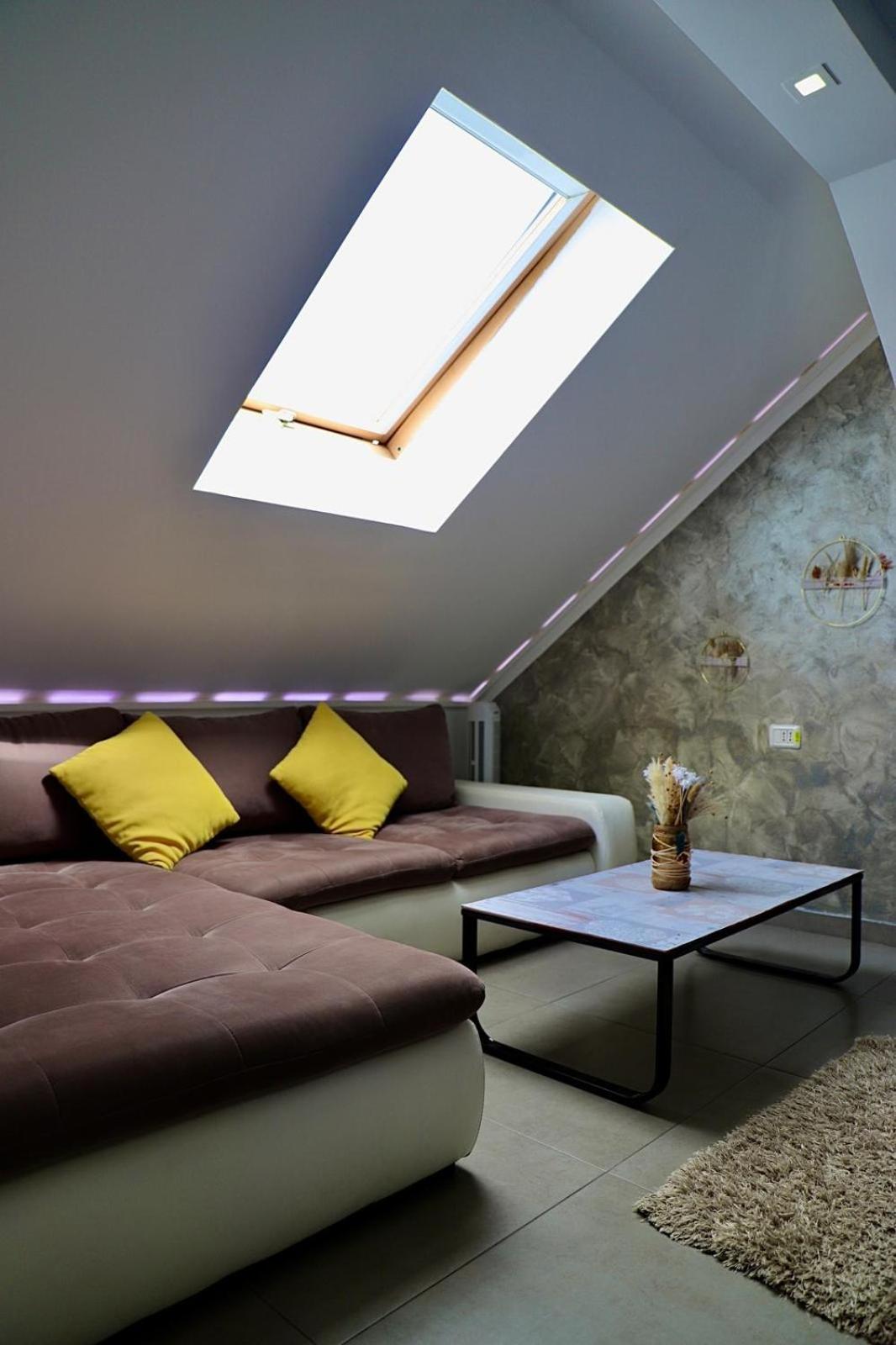Superior Double Room - Photo 11
