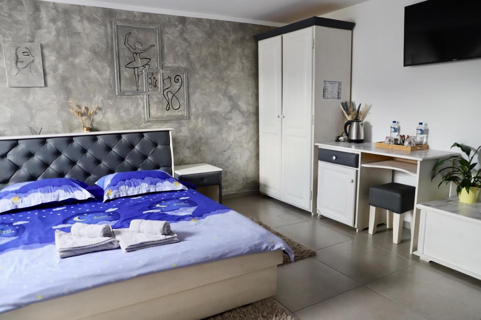 Superior Double Room - Photo 9