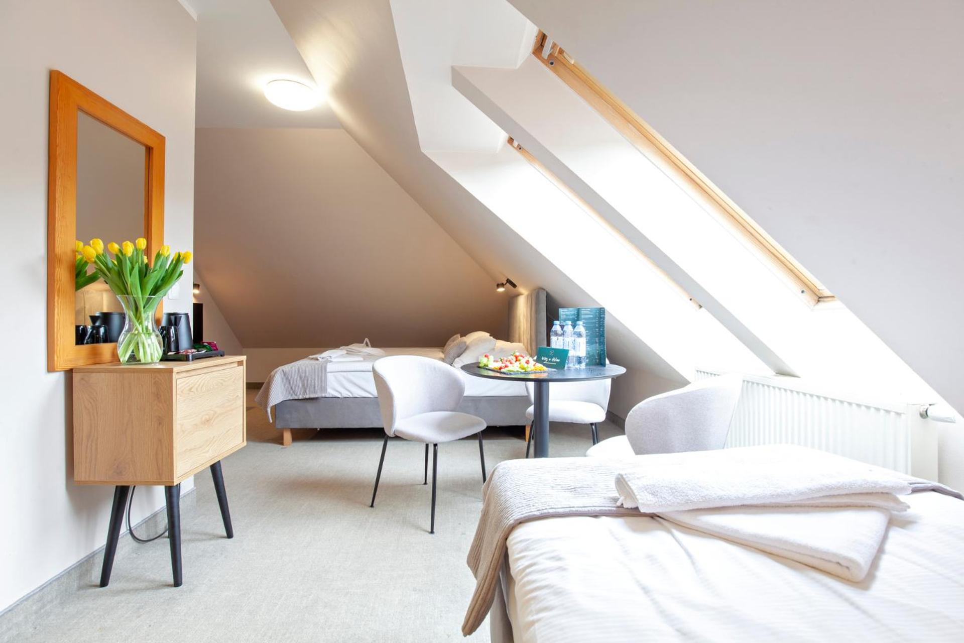 Classic Triple Room - Photo 2