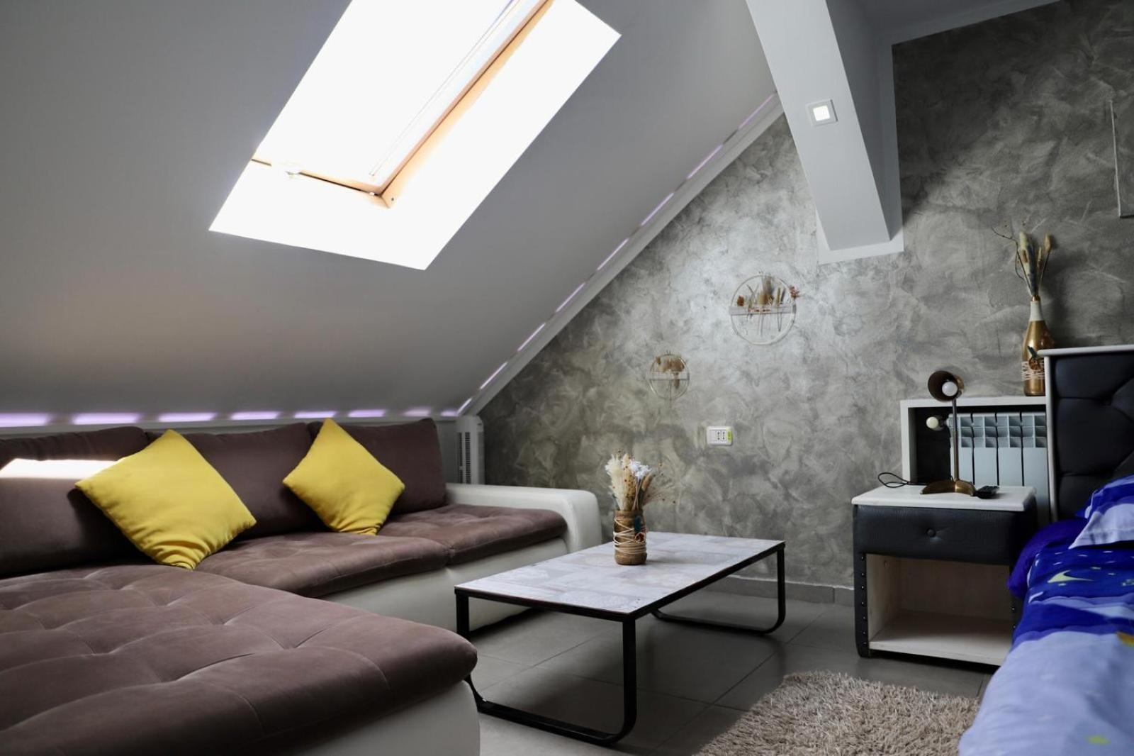 Superior Double Room - Photo 10