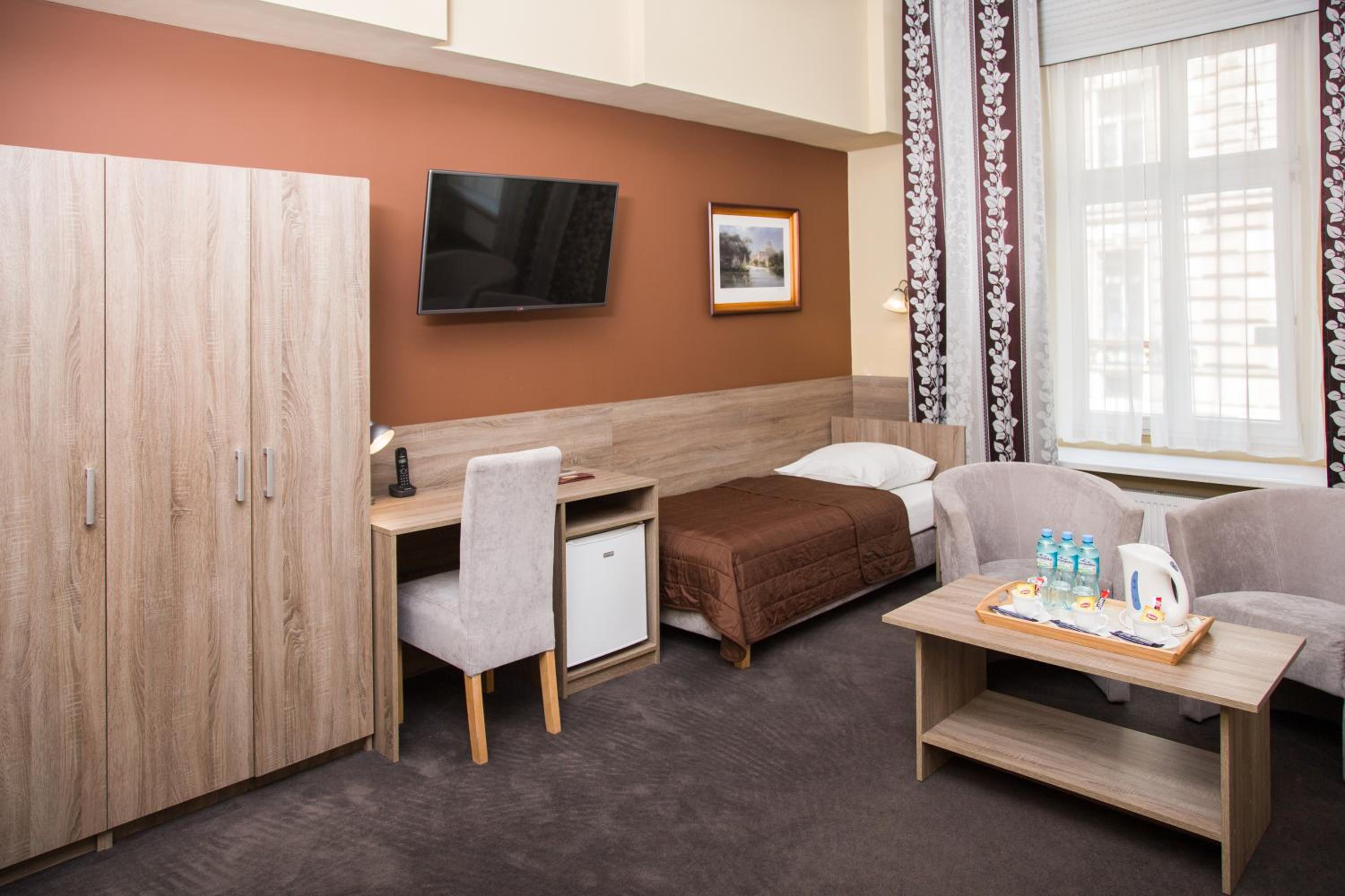 Deluxe Triple Room - Photo 5