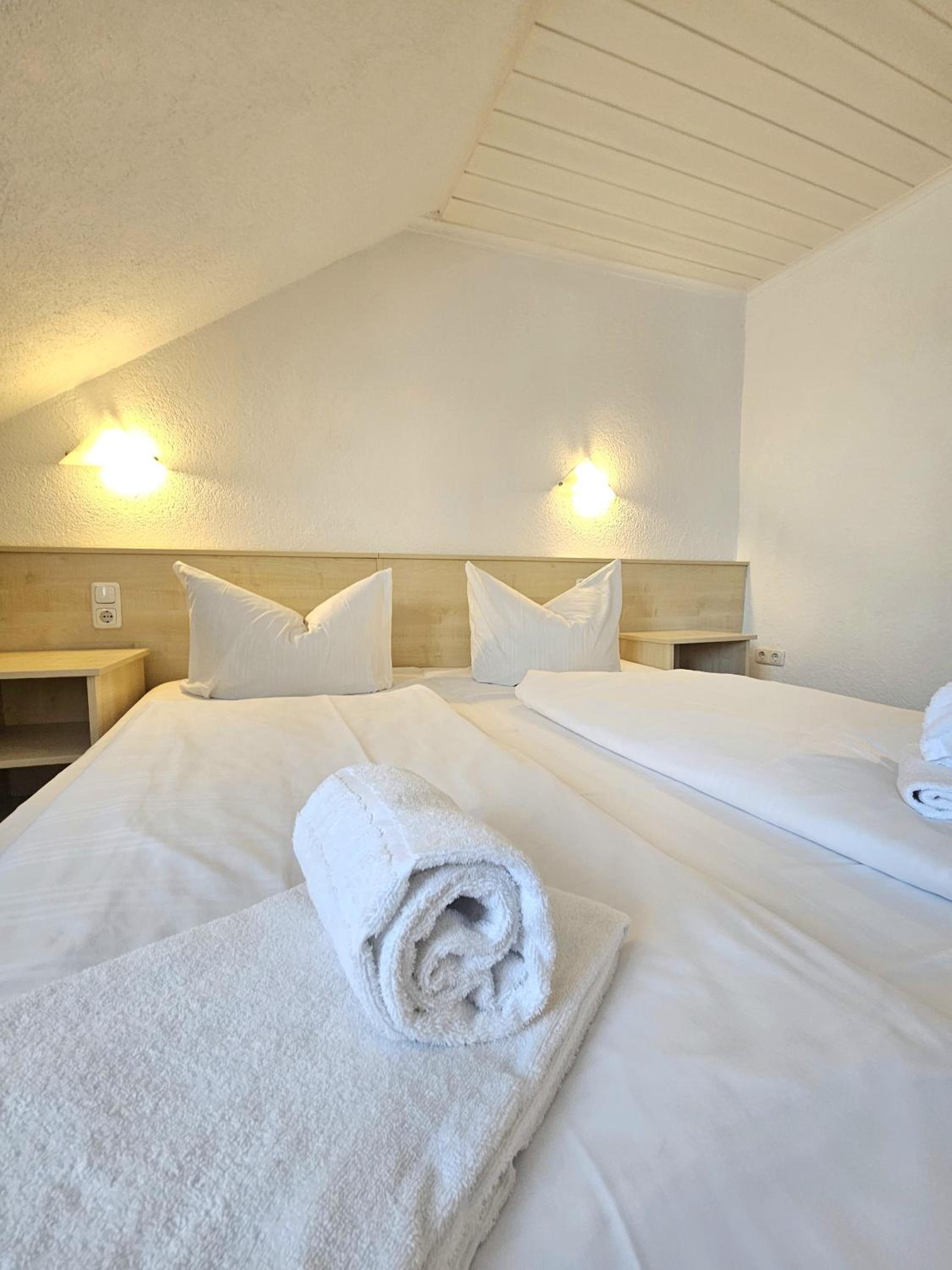 Superior Double Room - Photo 2