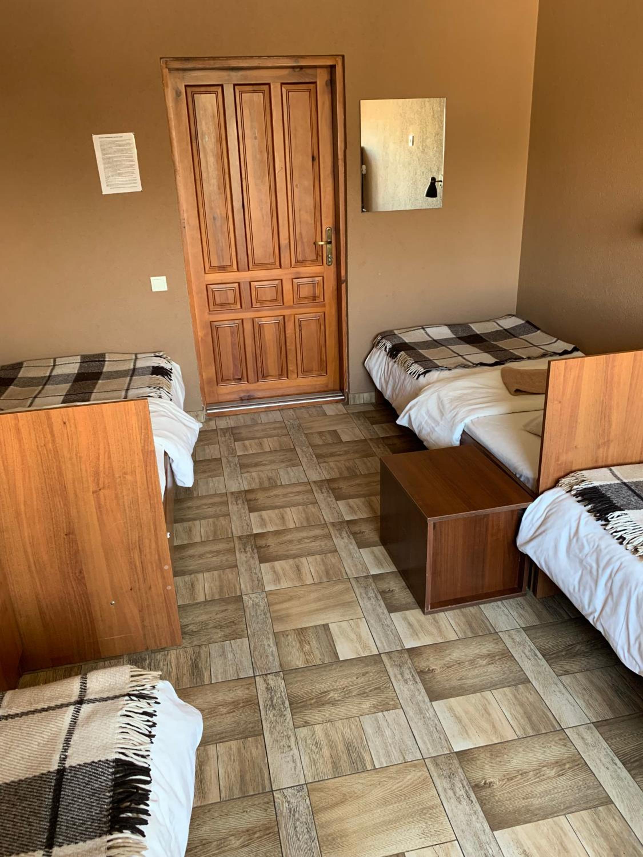 Bed in 4-Bed Mixed Dormitory Room photo 3