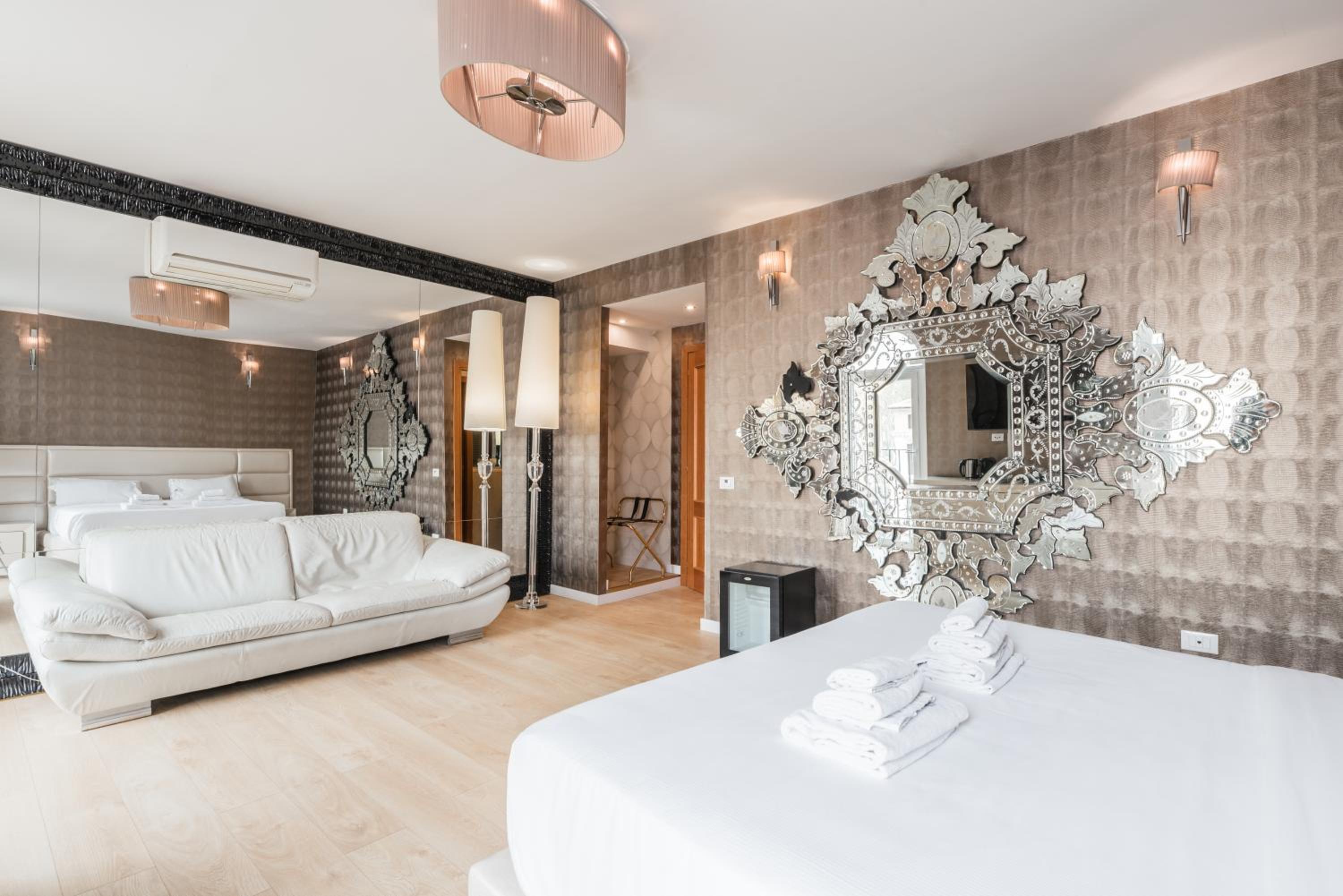 Royal Suite photo 3
