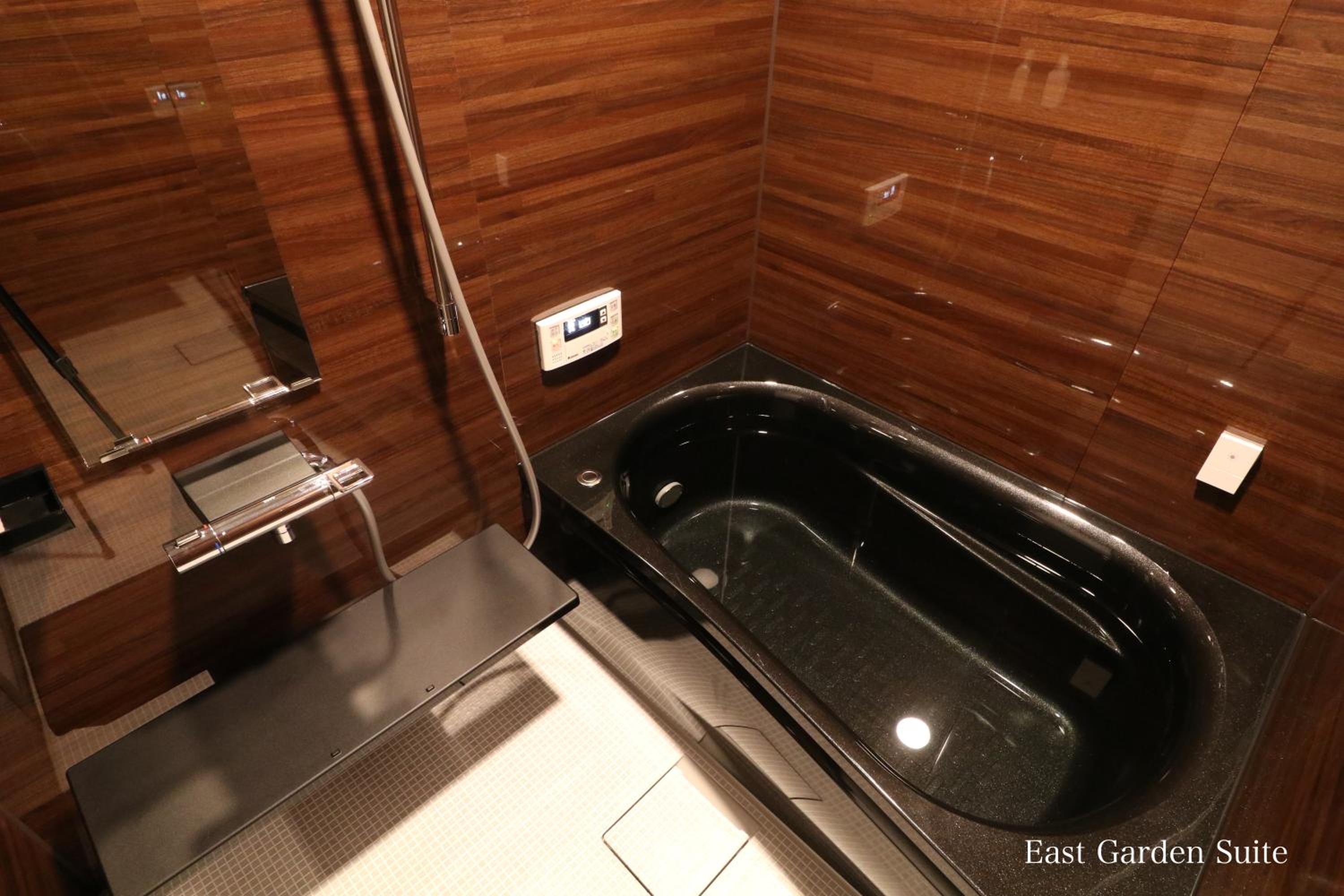 Garden Suite - Photo 15