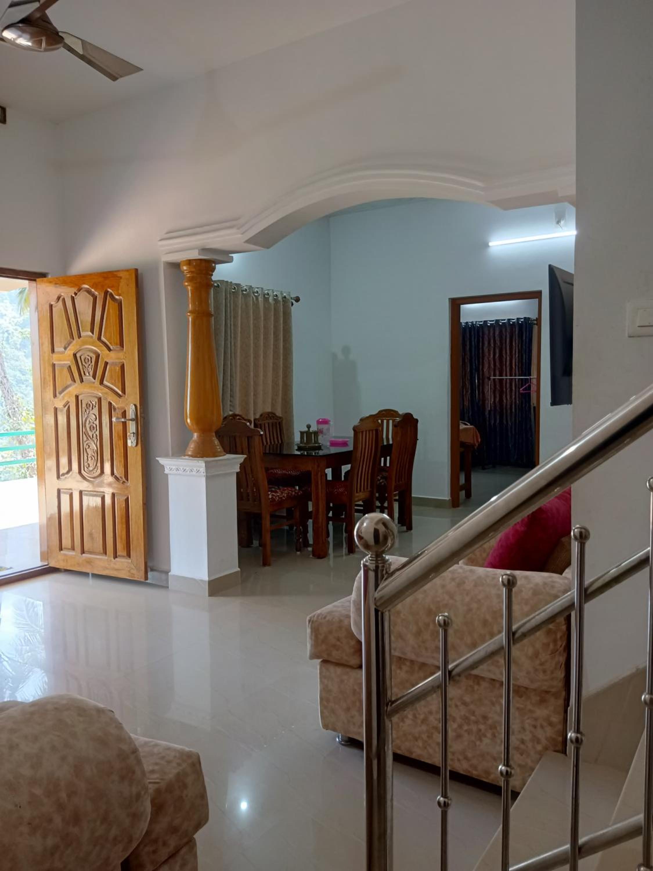 Three-Bedroom Villa photo 3