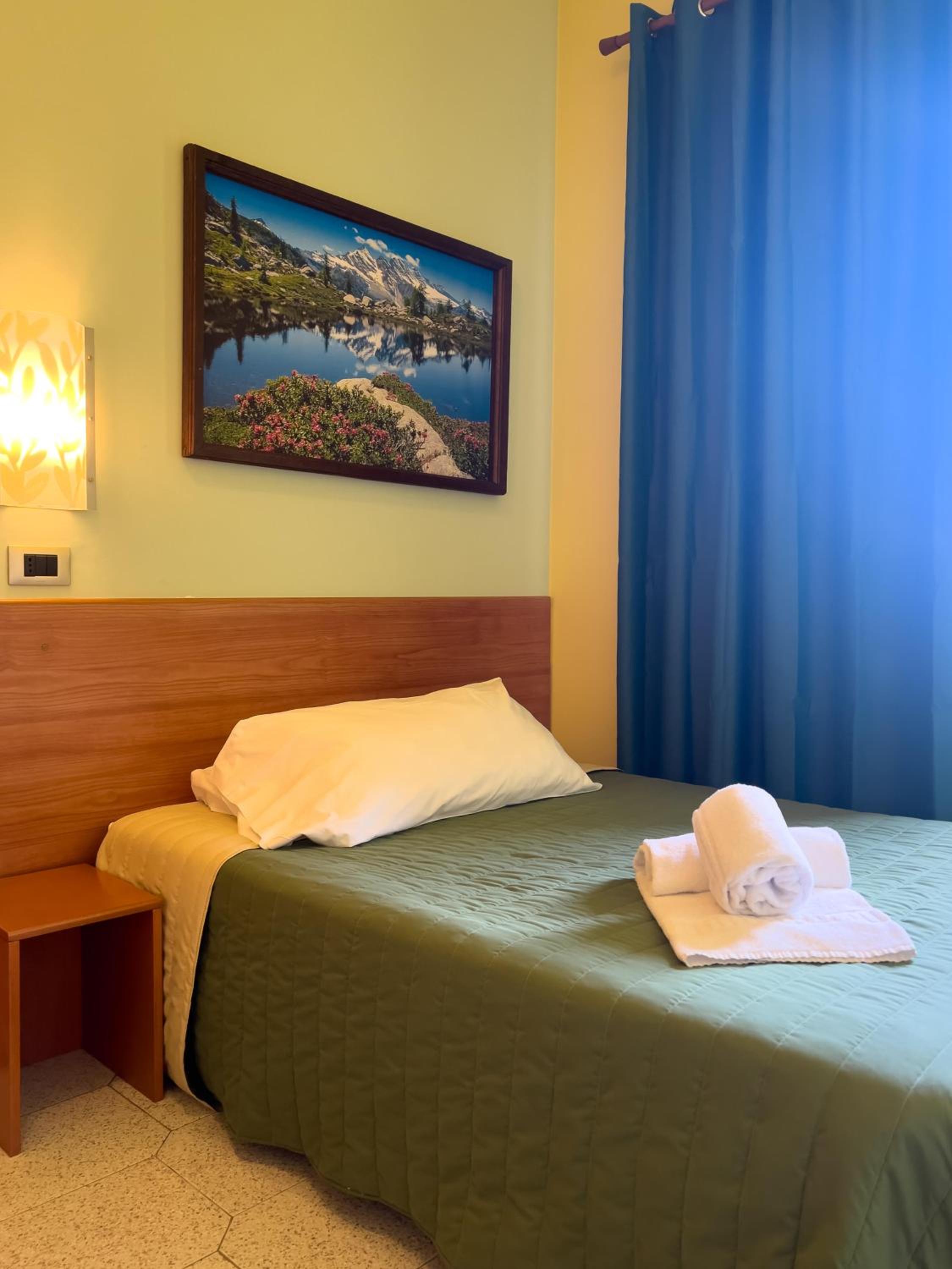Standard Single Room photo 3